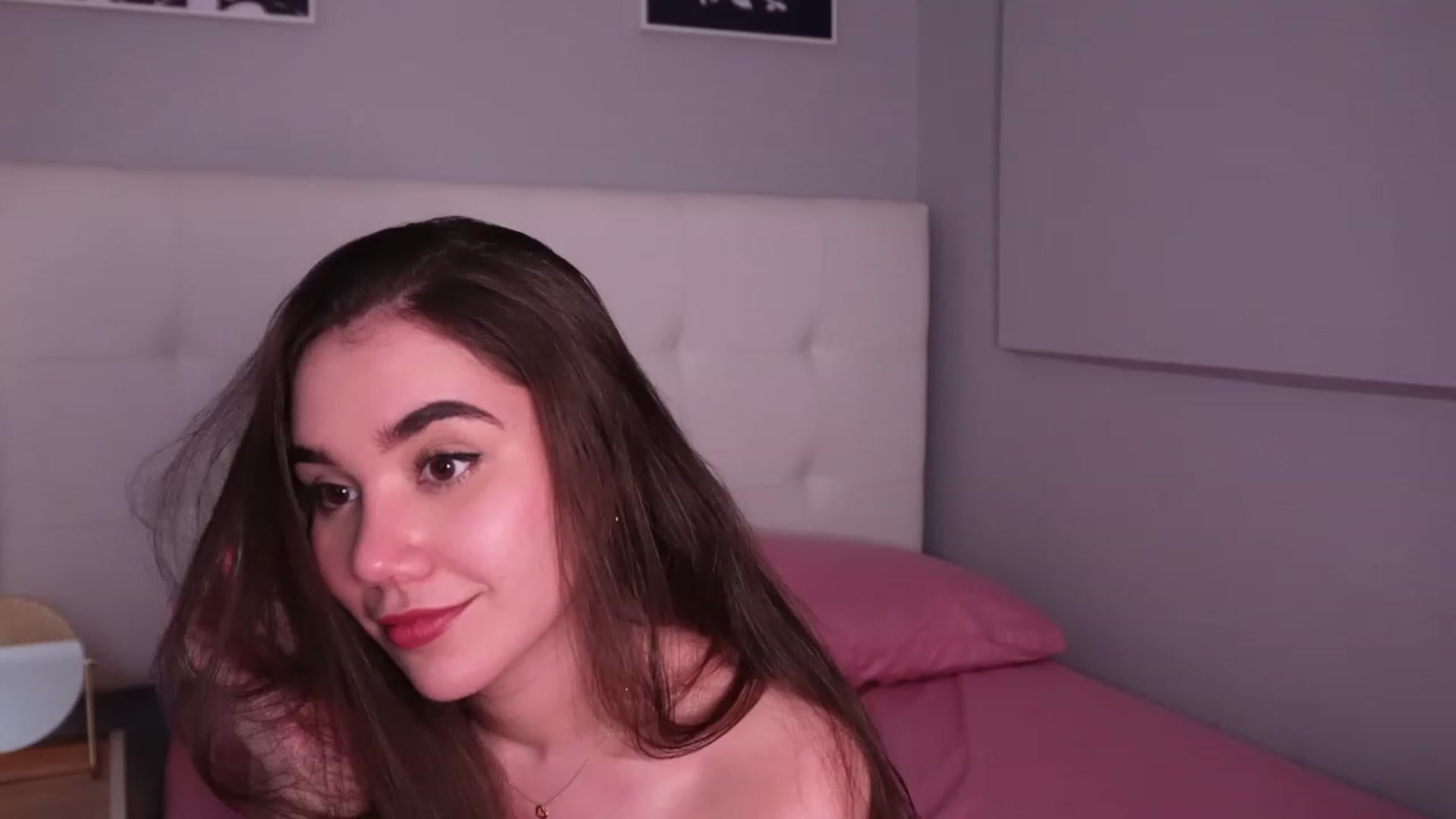 Gallery image thumbnail from Sabrinarey_'s myfreecams stream on, 01/17/2024, 21:53 image 8 of 20