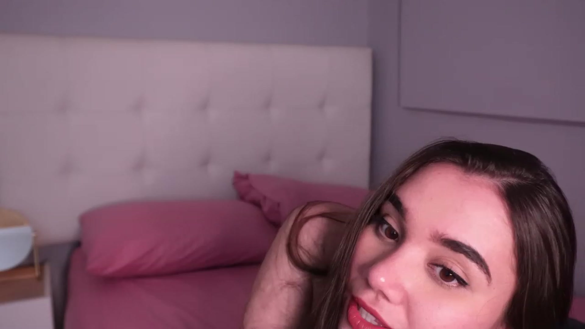 Gallery image thumbnail from Sabrinarey_'s myfreecams stream on, 01/17/2024, 21:53 image 13 of 20