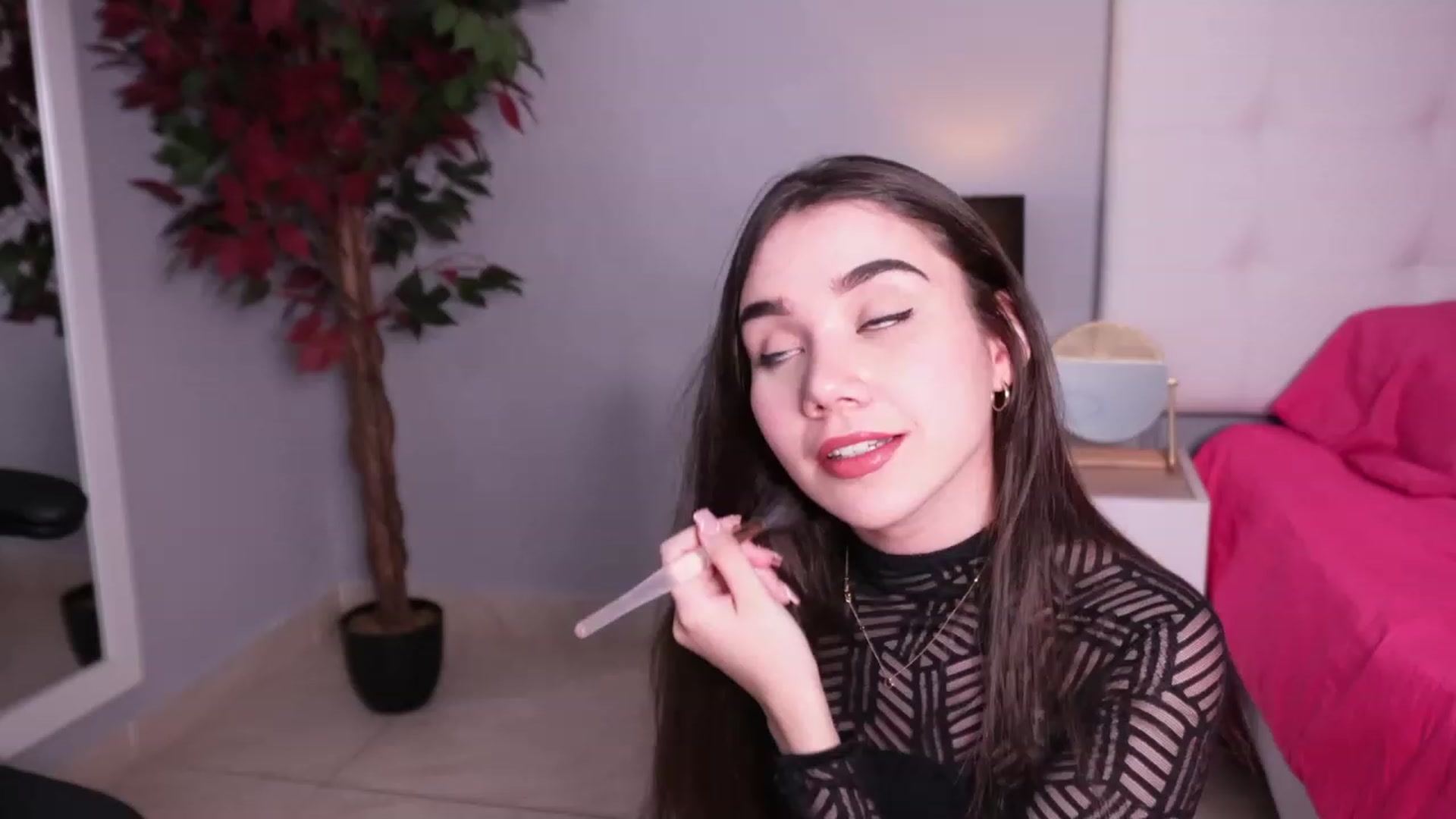 Gallery image thumbnail from Sabrinarey_'s myfreecams stream on, 01/18/2024, 13:39 image 13 of 20