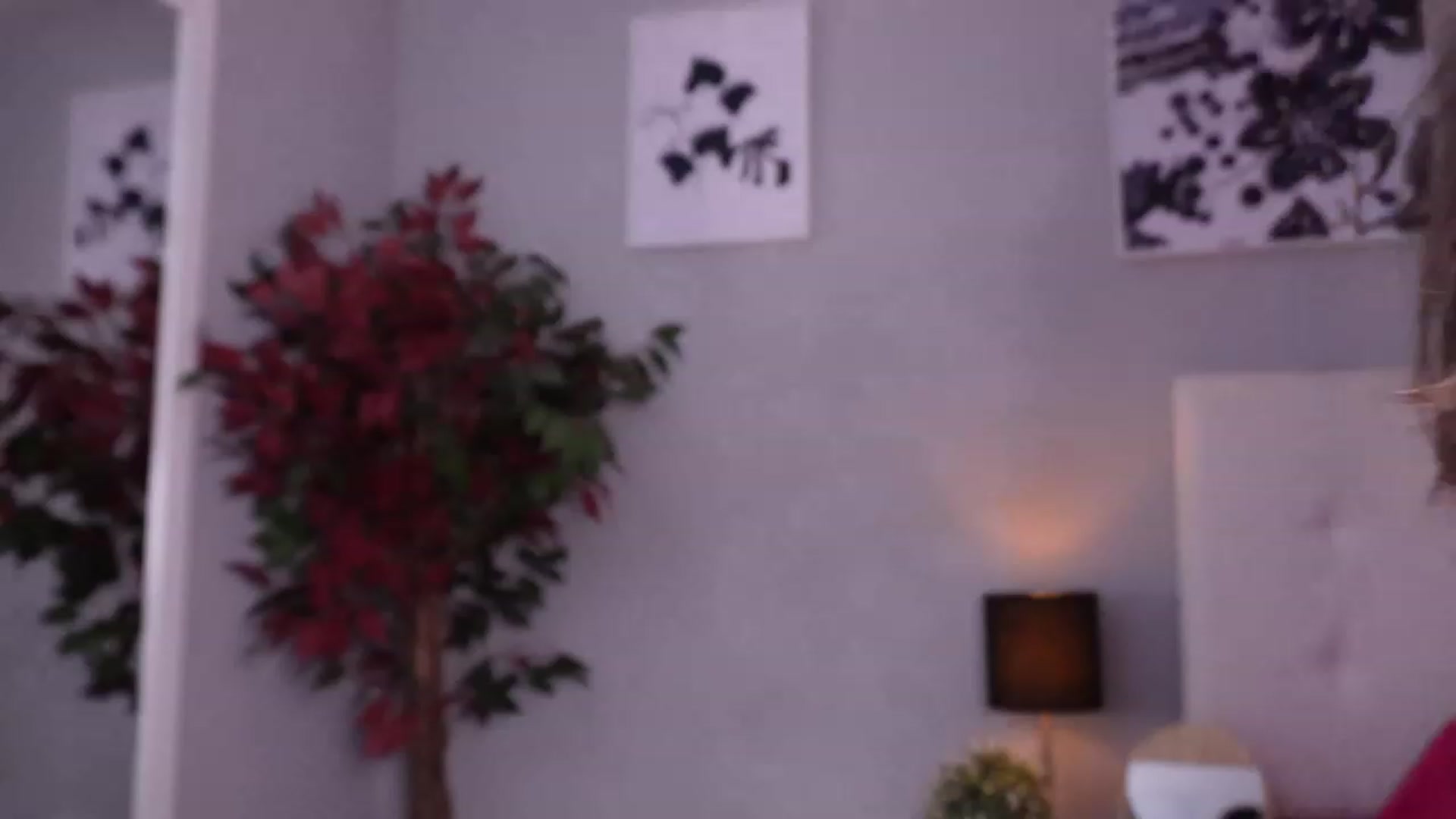 Gallery image thumbnail from Sabrinarey_'s myfreecams stream on, 01/18/2024, 13:39 image 8 of 20