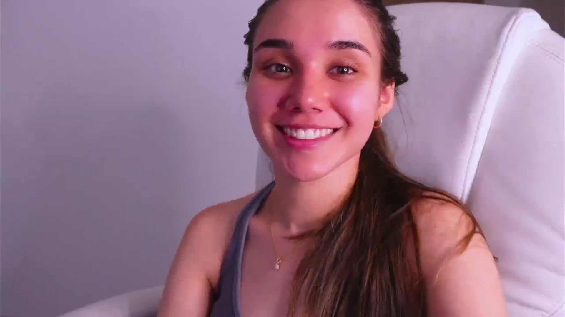 Gallery image thumbnail from Sabrinarey_'s myfreecams stream on, 03/19/2024, 16:40 image 6 of 20
