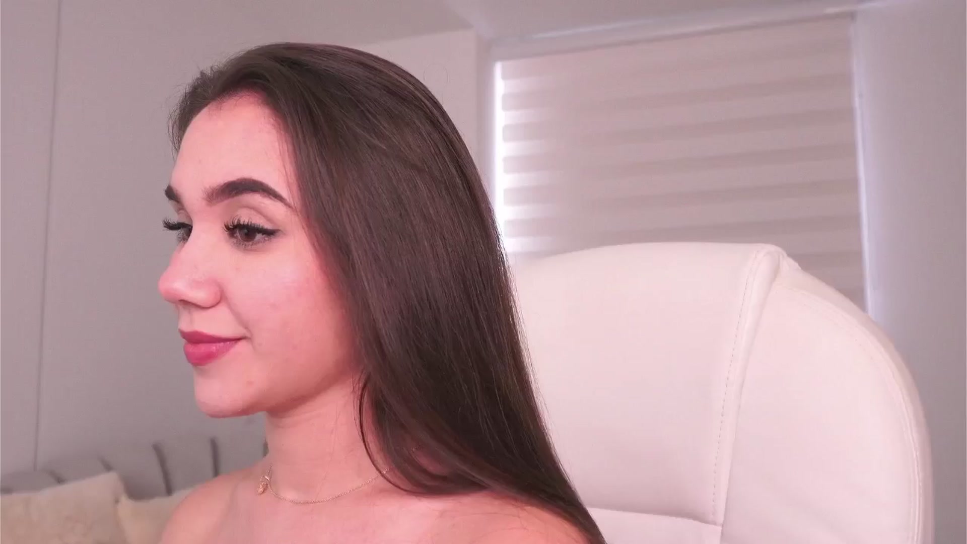 Gallery image thumbnail from Sabrinarey_'s myfreecams stream on, 06/21/2024, 21:43 image 1 of 20