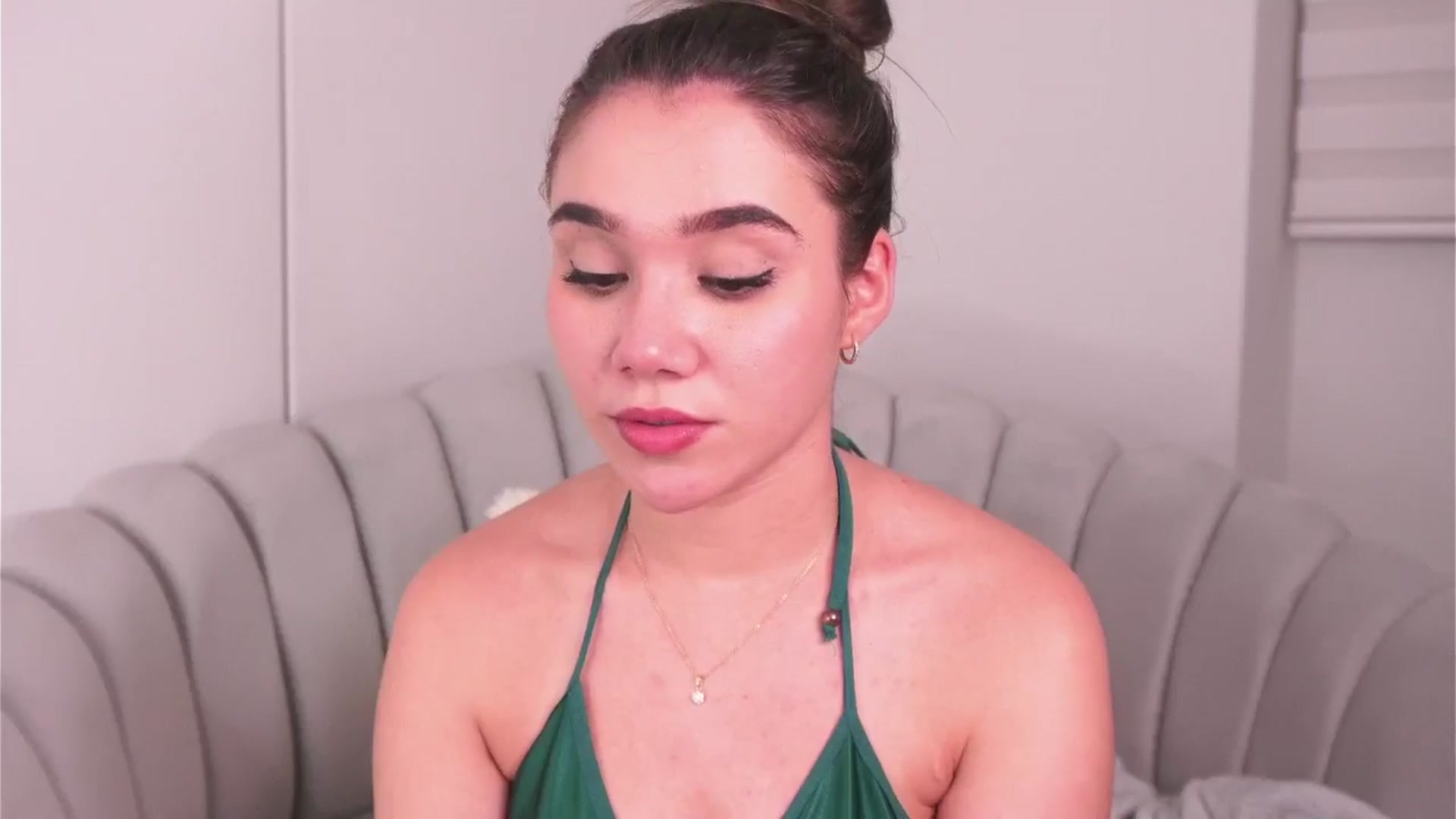 Gallery image thumbnail from Sabrinarey_'s myfreecams stream on, 06/25/2024, 01:41 image 19 of 20