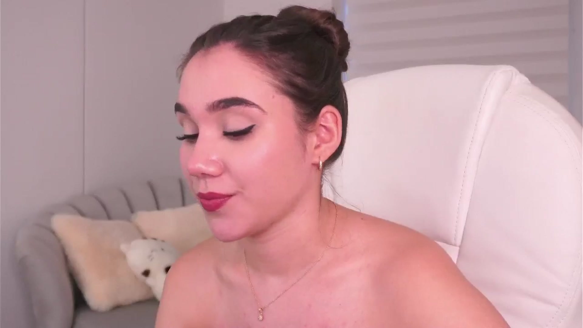 Gallery image thumbnail from Sabrinarey_'s myfreecams stream on, 06/29/2024, 23:12 image 15 of 20