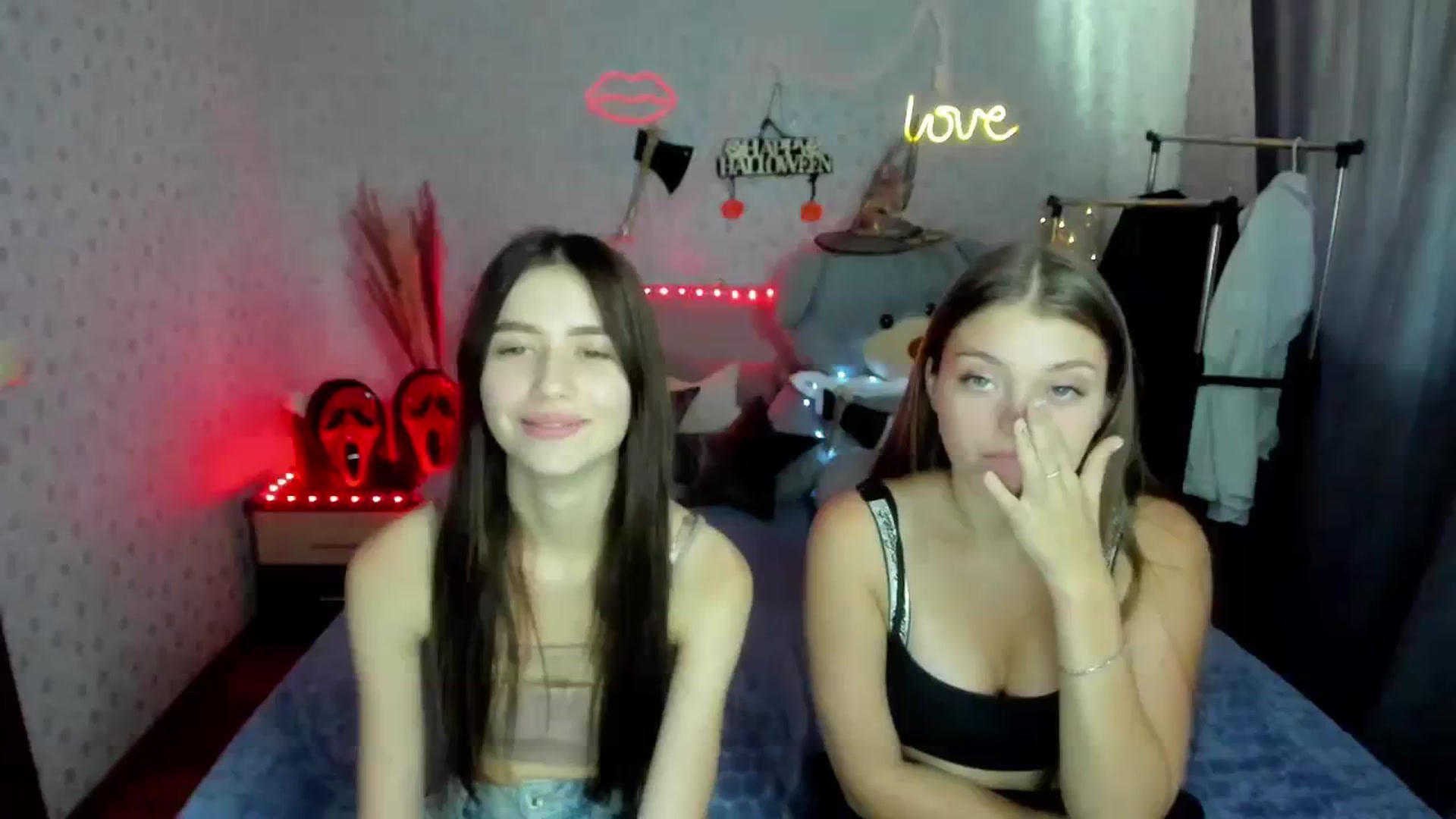 Gallery image thumbnail from SabrineRe's myfreecams stream on, 10/08/2023, 12:47 image 14 of 20