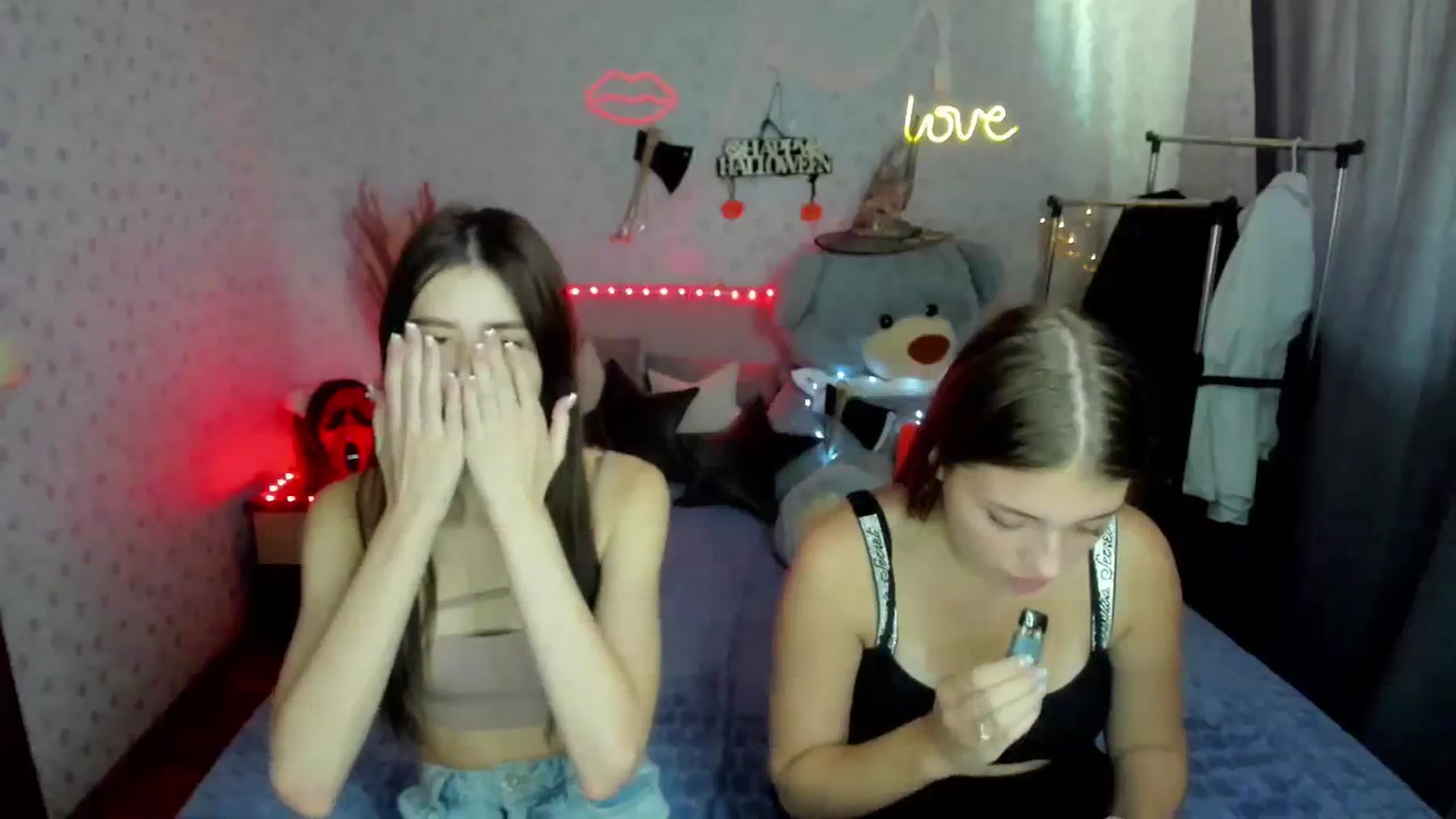 Gallery image thumbnail from SabrineRe's myfreecams stream on, 10/08/2023, 12:47 image 7 of 20