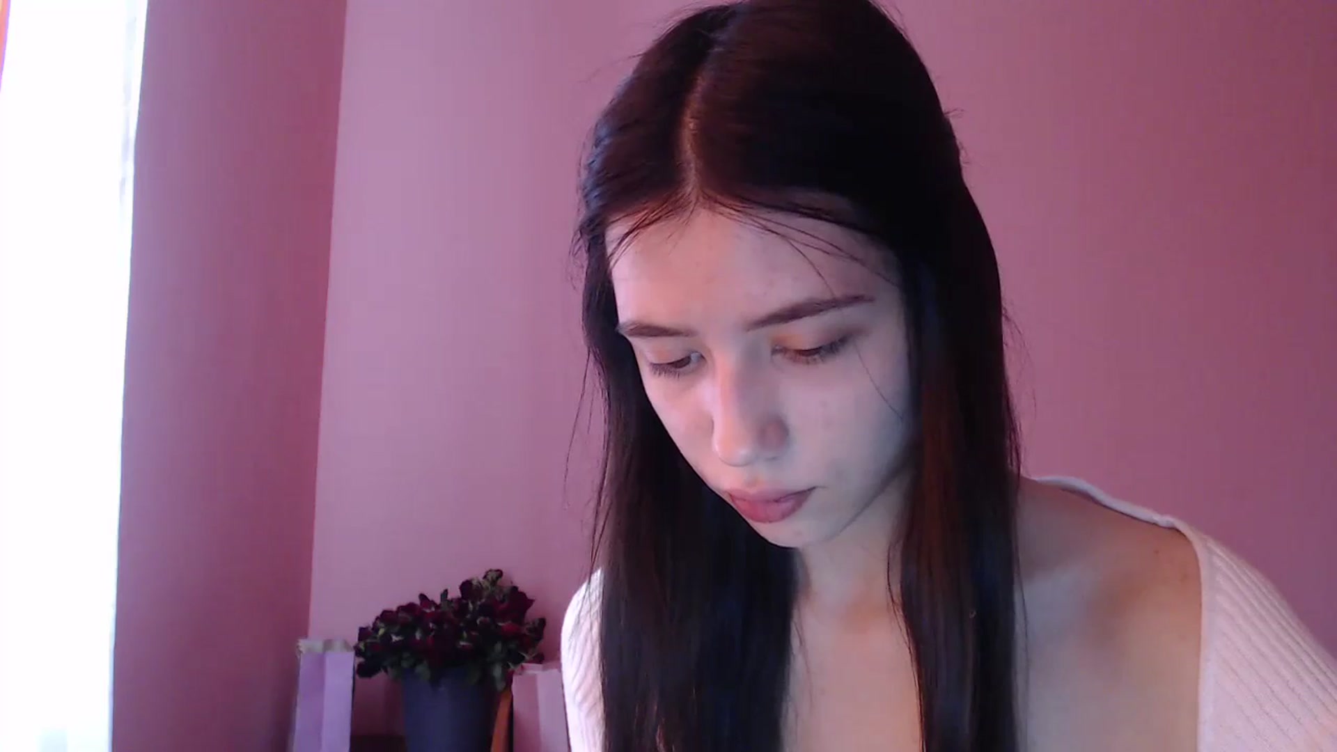 Gallery image thumbnail from SabrineRe's myfreecams stream on, 05/12/2024, 10:53 image 18 of 20