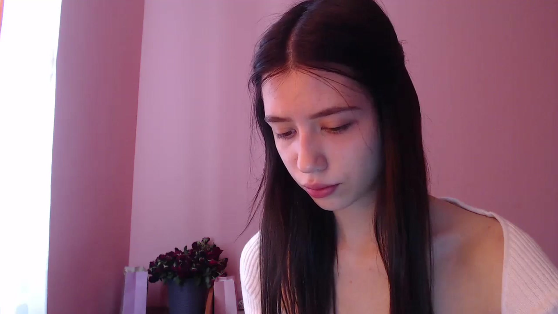Gallery image thumbnail from SabrineRe's myfreecams stream on, 05/12/2024, 10:53 image 9 of 20