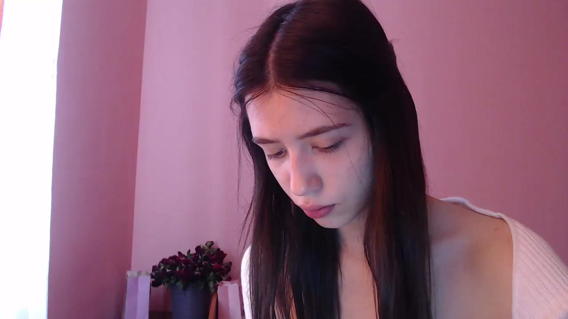 Gallery image thumbnail from SabrineRe's myfreecams stream on, 05/12/2024, 10:53 image 10 of 20