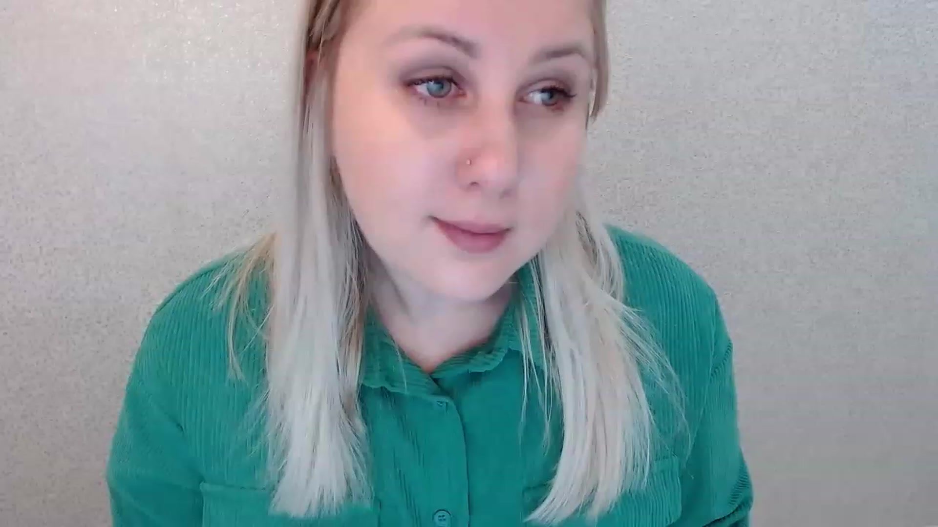 Gallery image thumbnail from Sad_eyes00's myfreecams stream on, 12/26/2022, 08:56 image 14 of 20