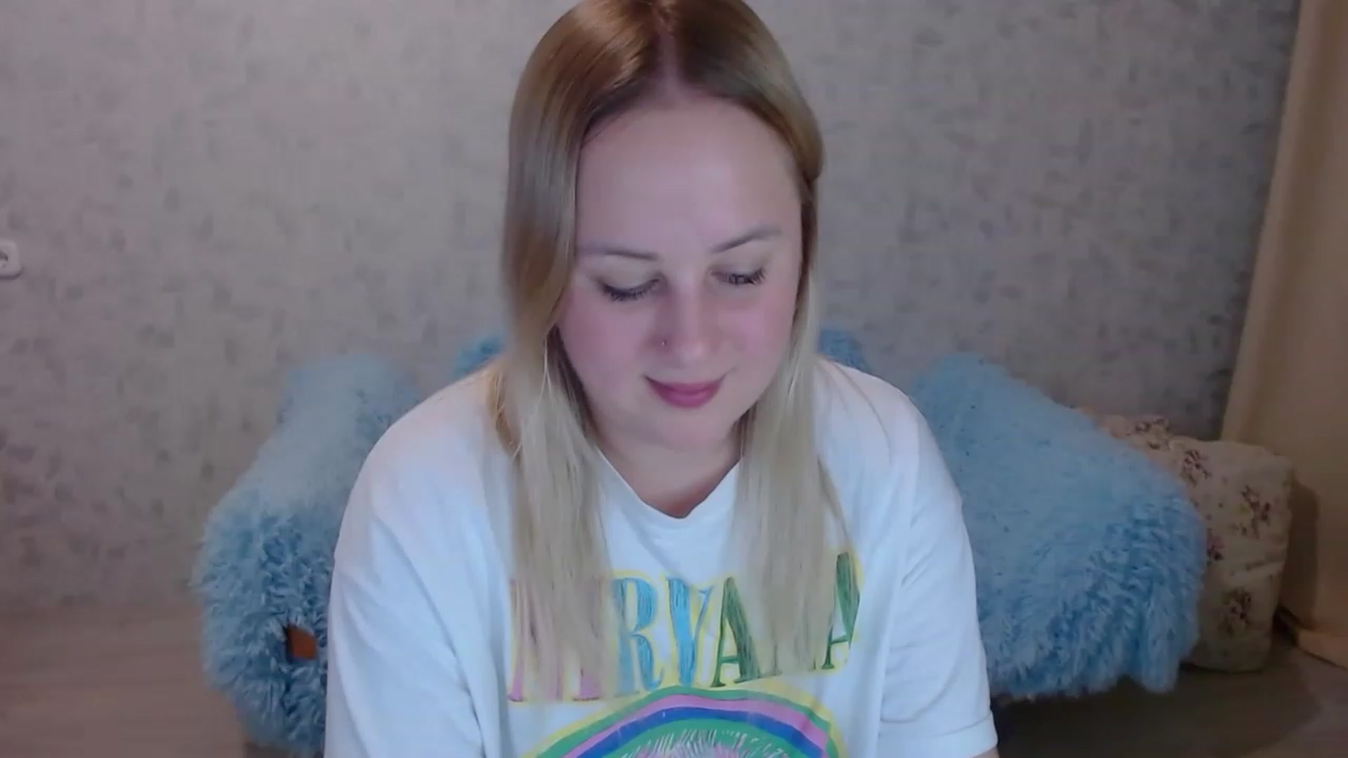 Gallery image thumbnail from Sad_eyes00's myfreecams stream on, 06/01/2023, 18:09 image 12 of 20