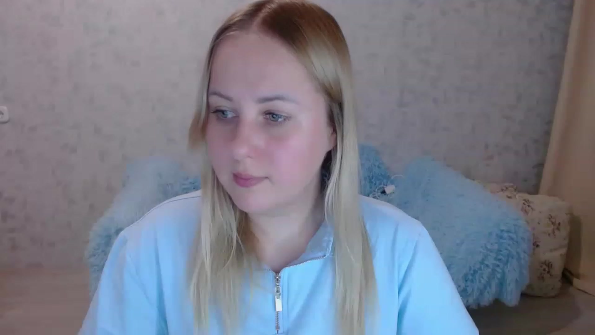 Gallery image thumbnail from Sad_eyes00's myfreecams stream on, 06/01/2023, 18:09 image 18 of 20