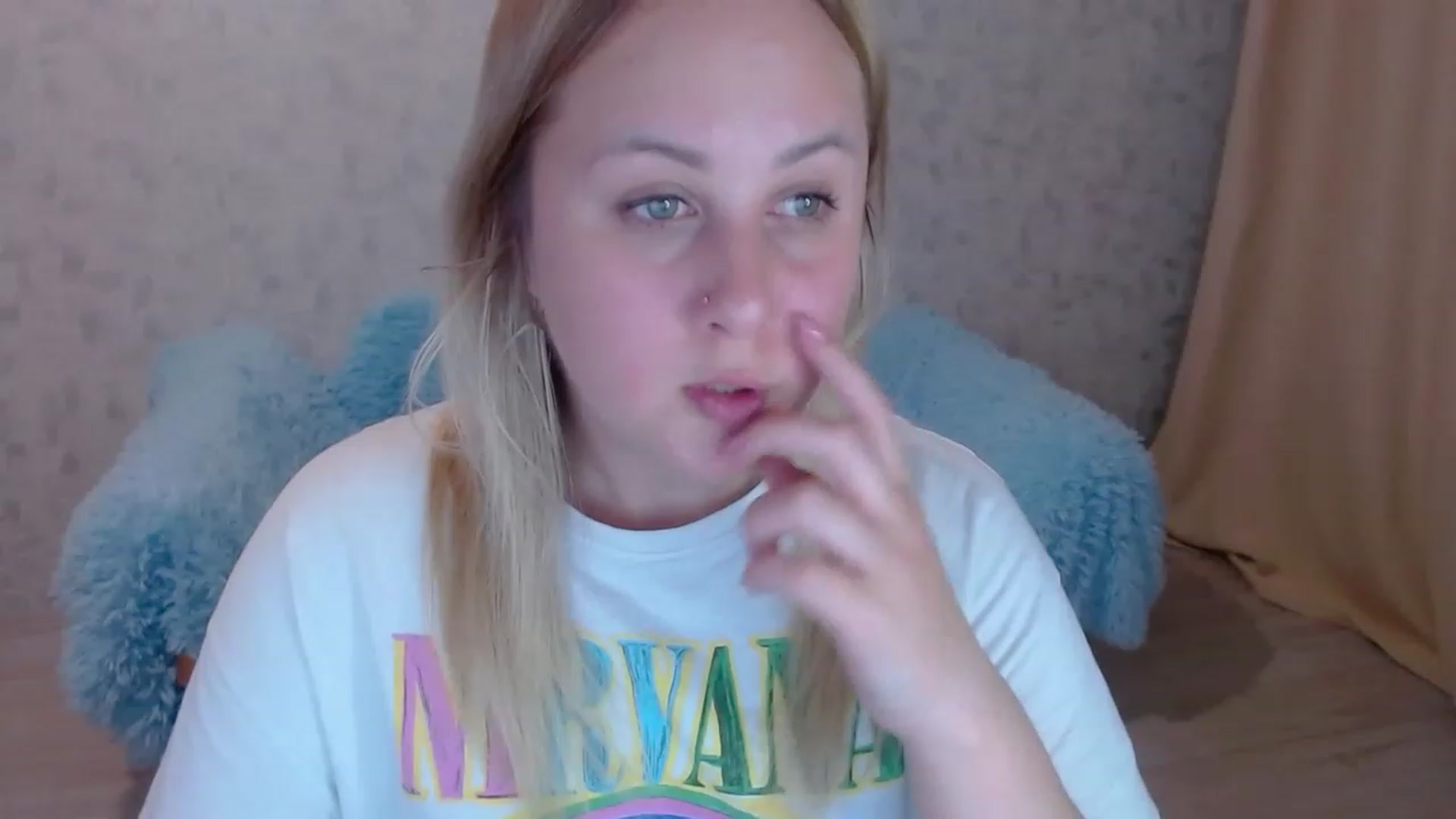 Gallery image thumbnail from Sad_eyes00's myfreecams stream on, 06/01/2023, 18:48 image 16 of 20