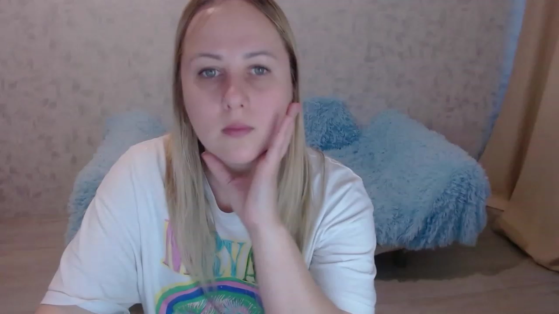 Gallery image thumbnail from Sad_eyes00's myfreecams stream on, 06/02/2023, 04:40 image 18 of 20