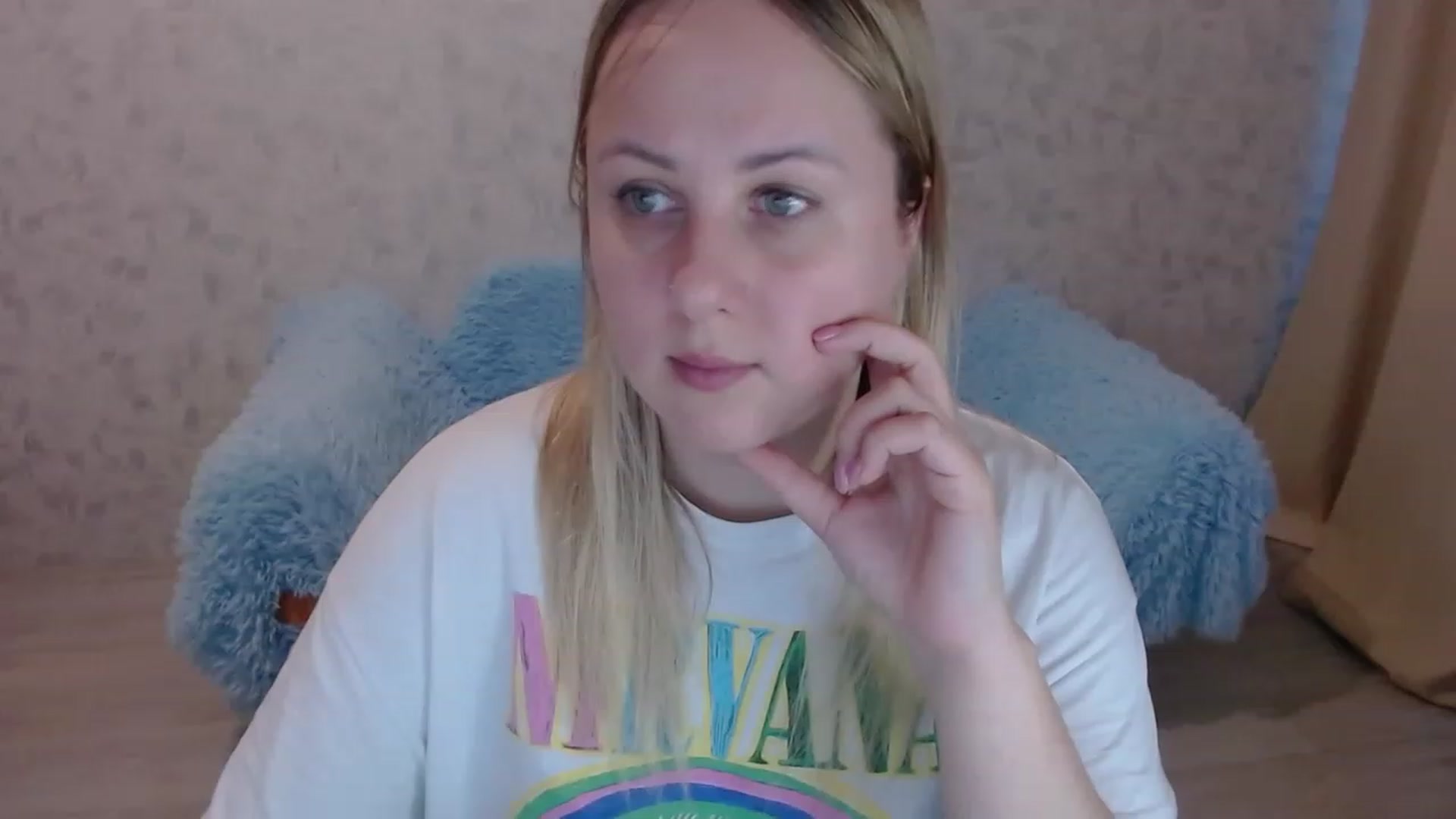 Gallery image thumbnail from Sad_eyes00's myfreecams stream on, 06/02/2023, 05:03 image 18 of 20