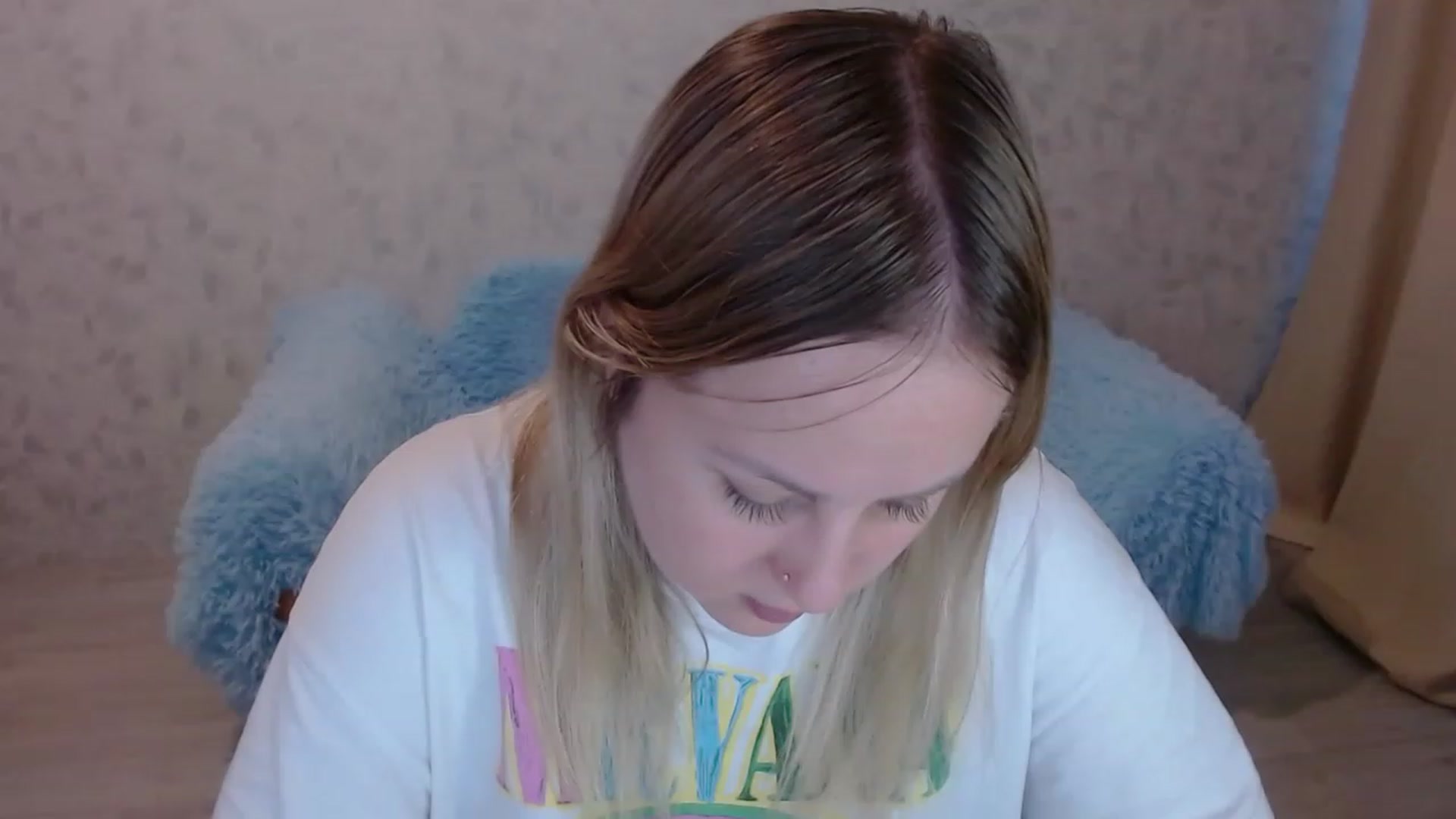 Gallery image thumbnail from Sad_eyes00's myfreecams stream on, 06/02/2023, 05:03 image 17 of 20