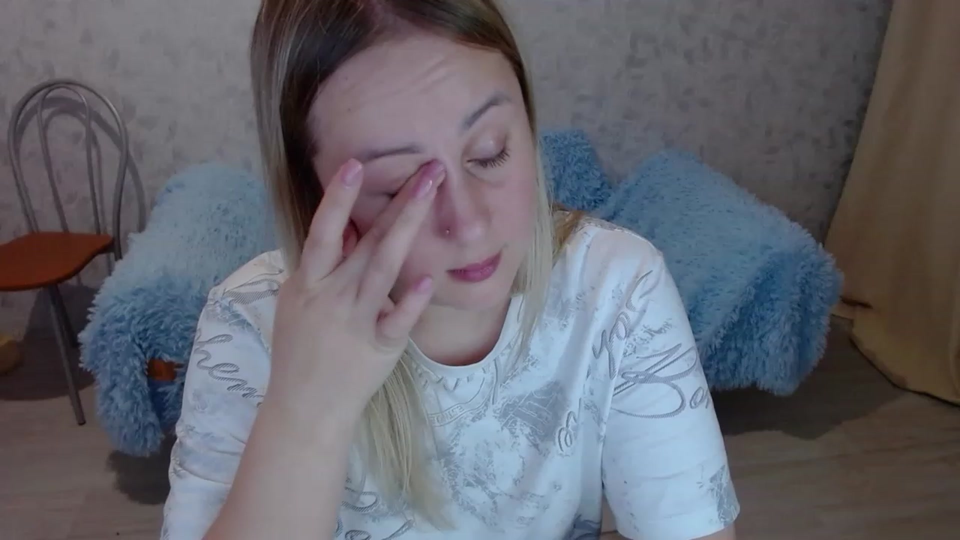 Gallery image thumbnail from Sad_eyes00's myfreecams stream on, 06/03/2023, 18:56 image 17 of 20