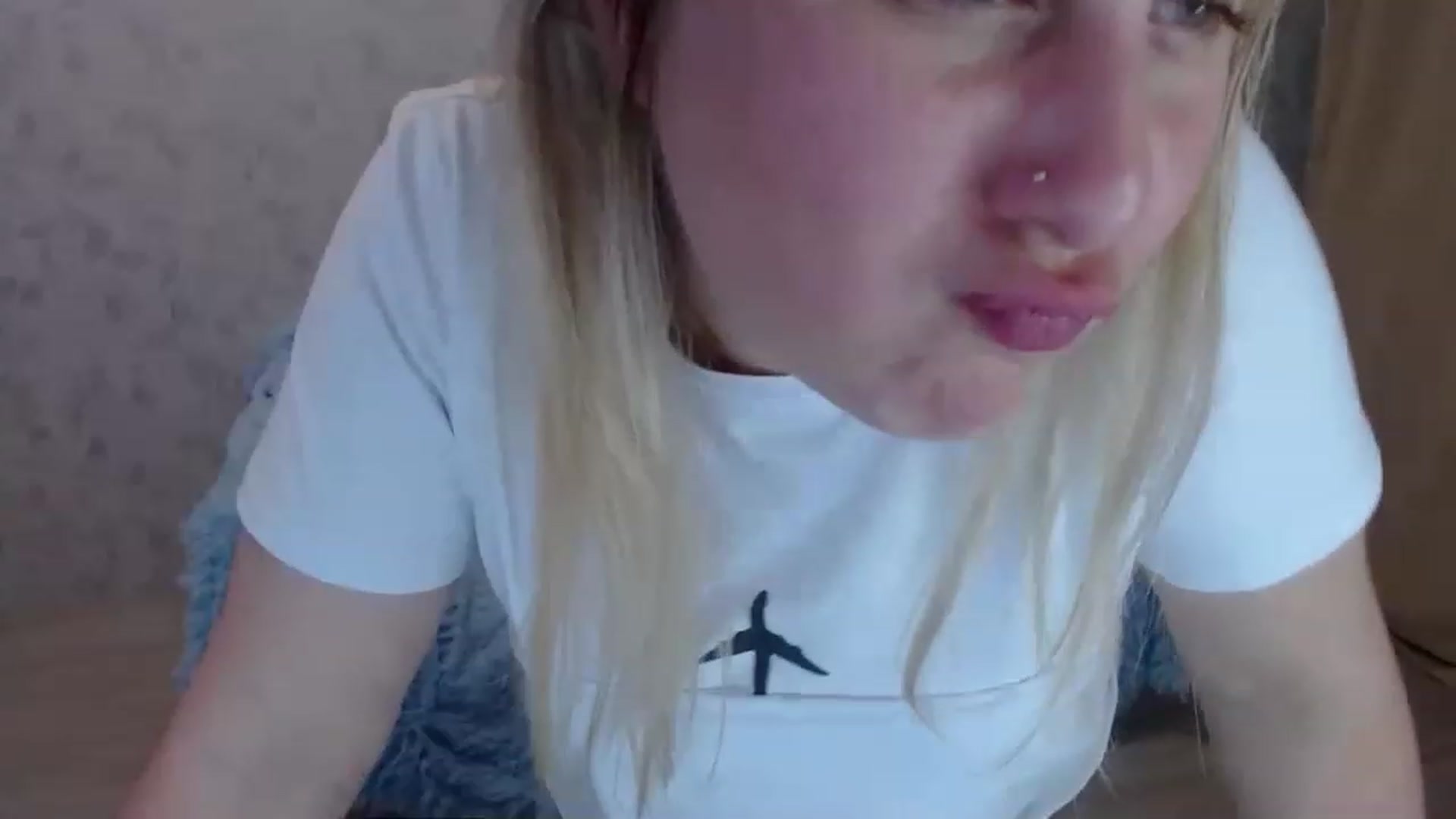 Gallery image thumbnail from Sad_eyes00's myfreecams stream on, 06/04/2023, 17:58 image 18 of 20