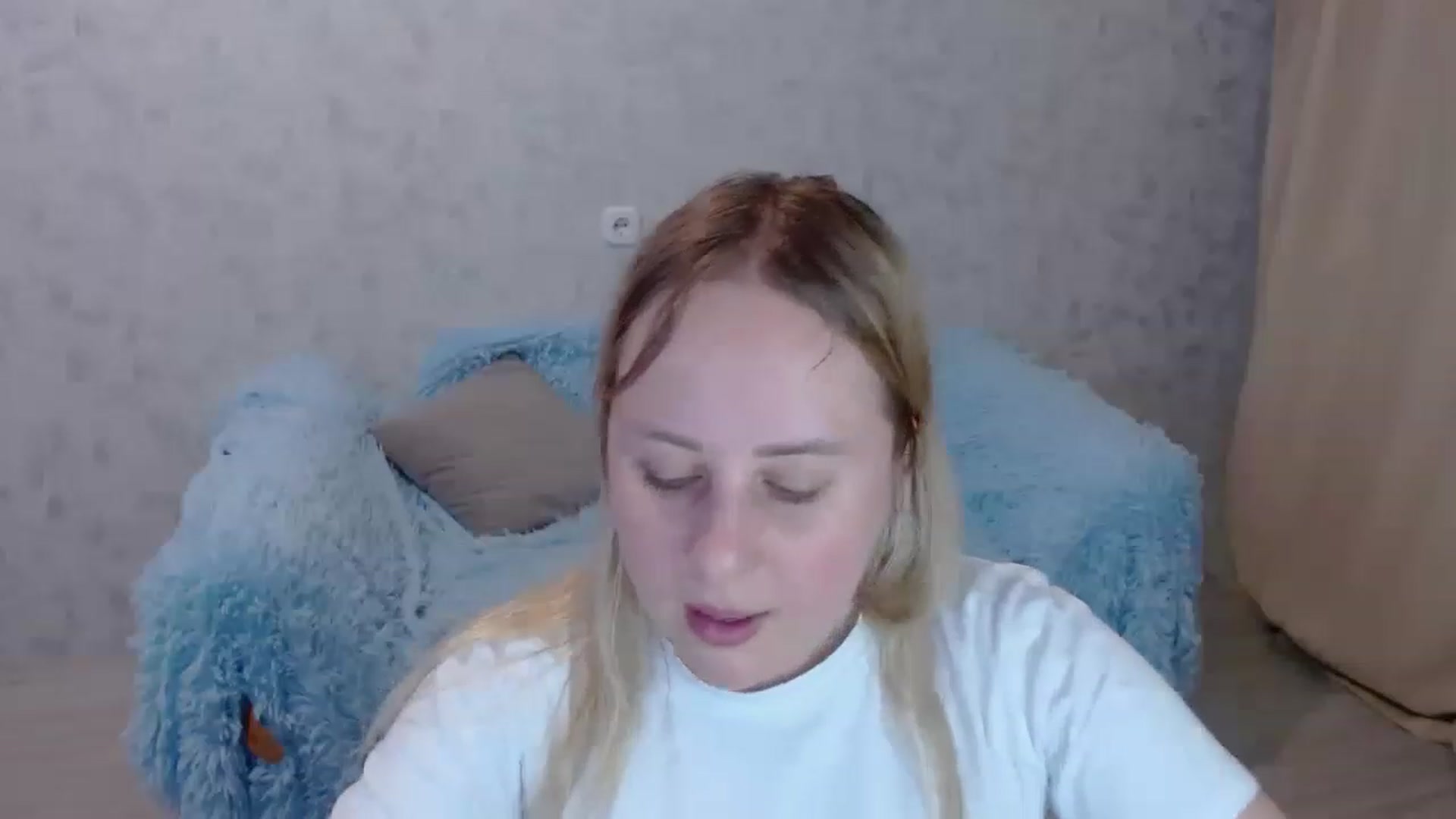 Gallery image thumbnail from Sad_eyes00's myfreecams stream on, 06/04/2023, 18:22 image 11 of 20