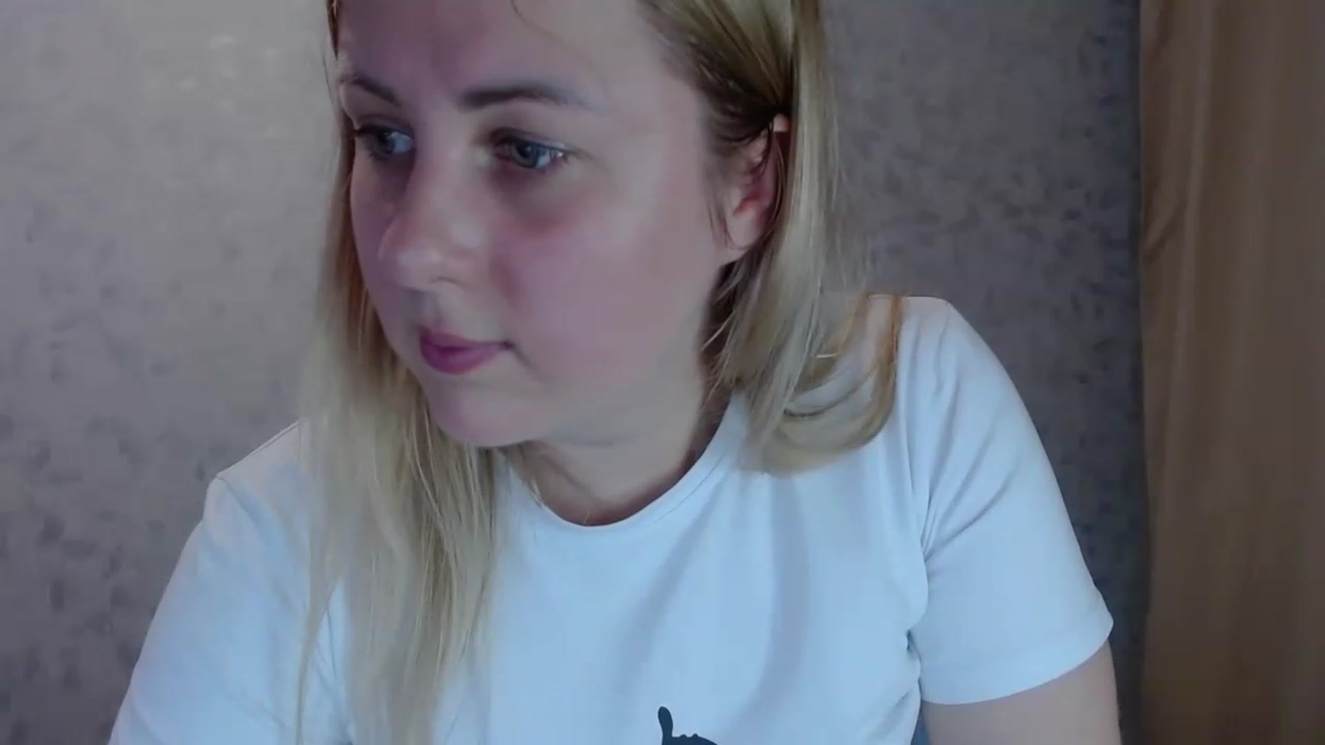 Gallery image thumbnail from Sad_eyes00's myfreecams stream on, 06/04/2023, 18:22 image 9 of 20