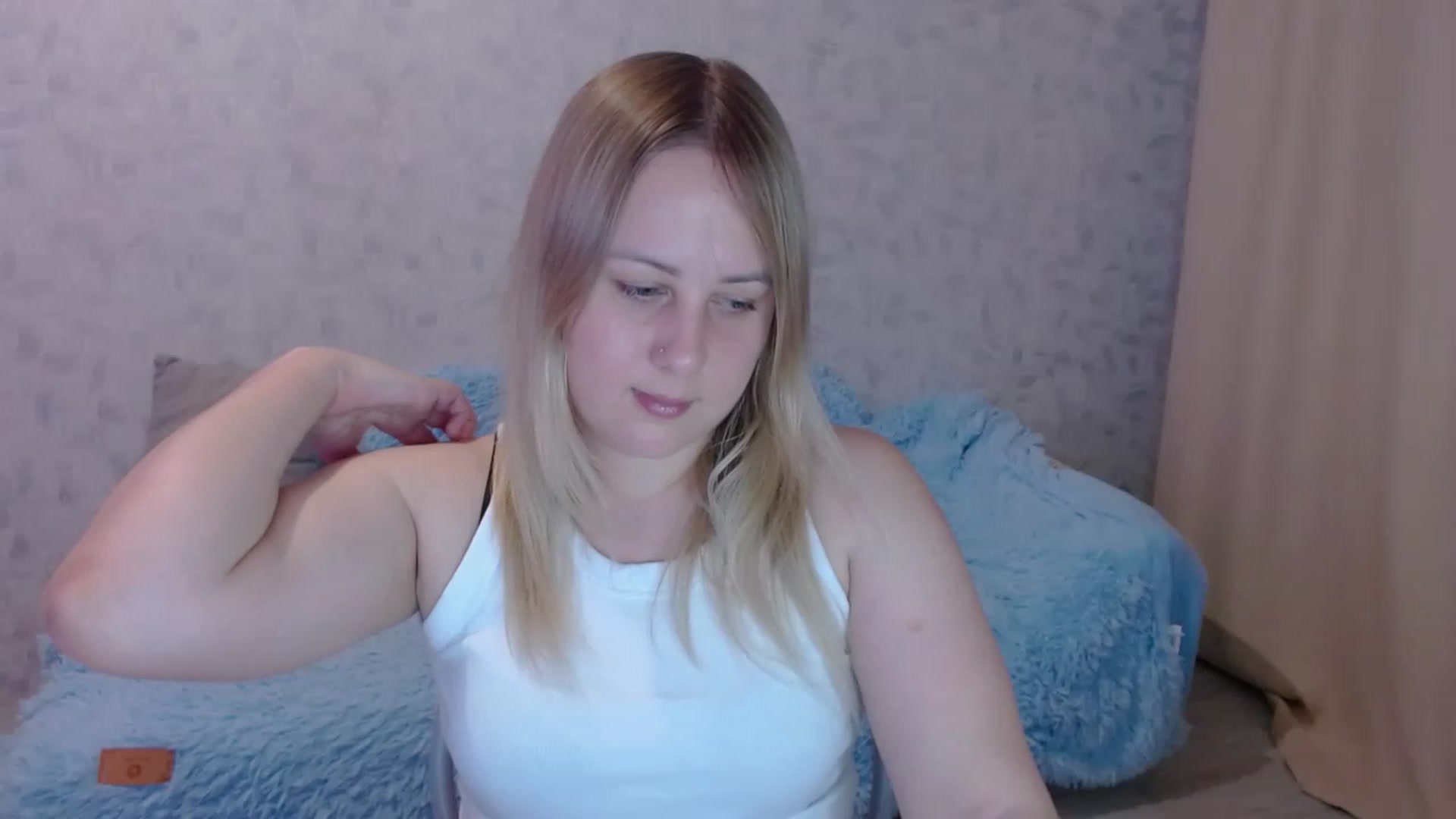Gallery image thumbnail from Sad_eyes00's myfreecams stream on, 06/08/2023, 14:21 image 18 of 20