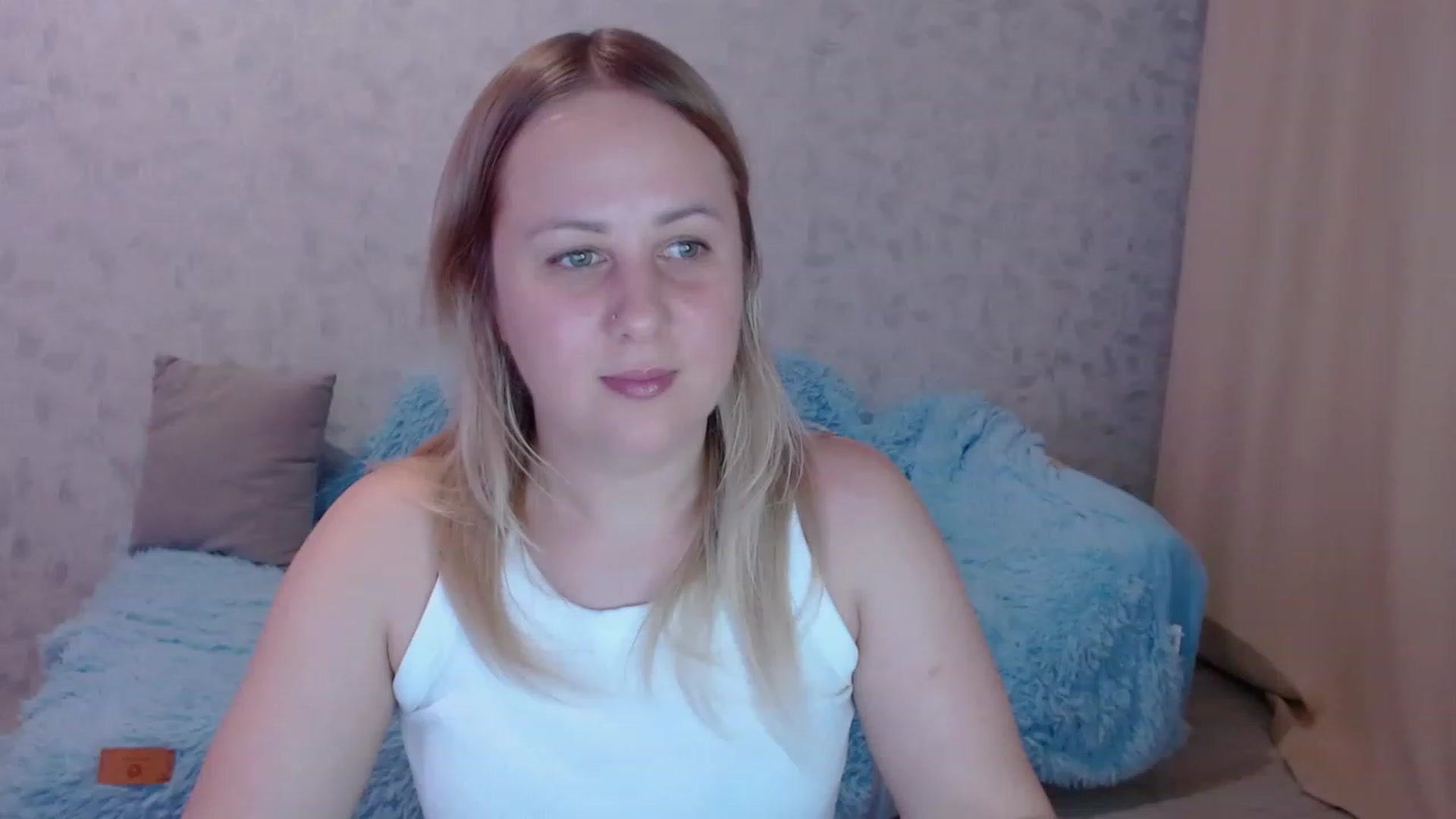 Gallery image thumbnail from Sad_eyes00's myfreecams stream on, 06/08/2023, 14:36 image 16 of 20