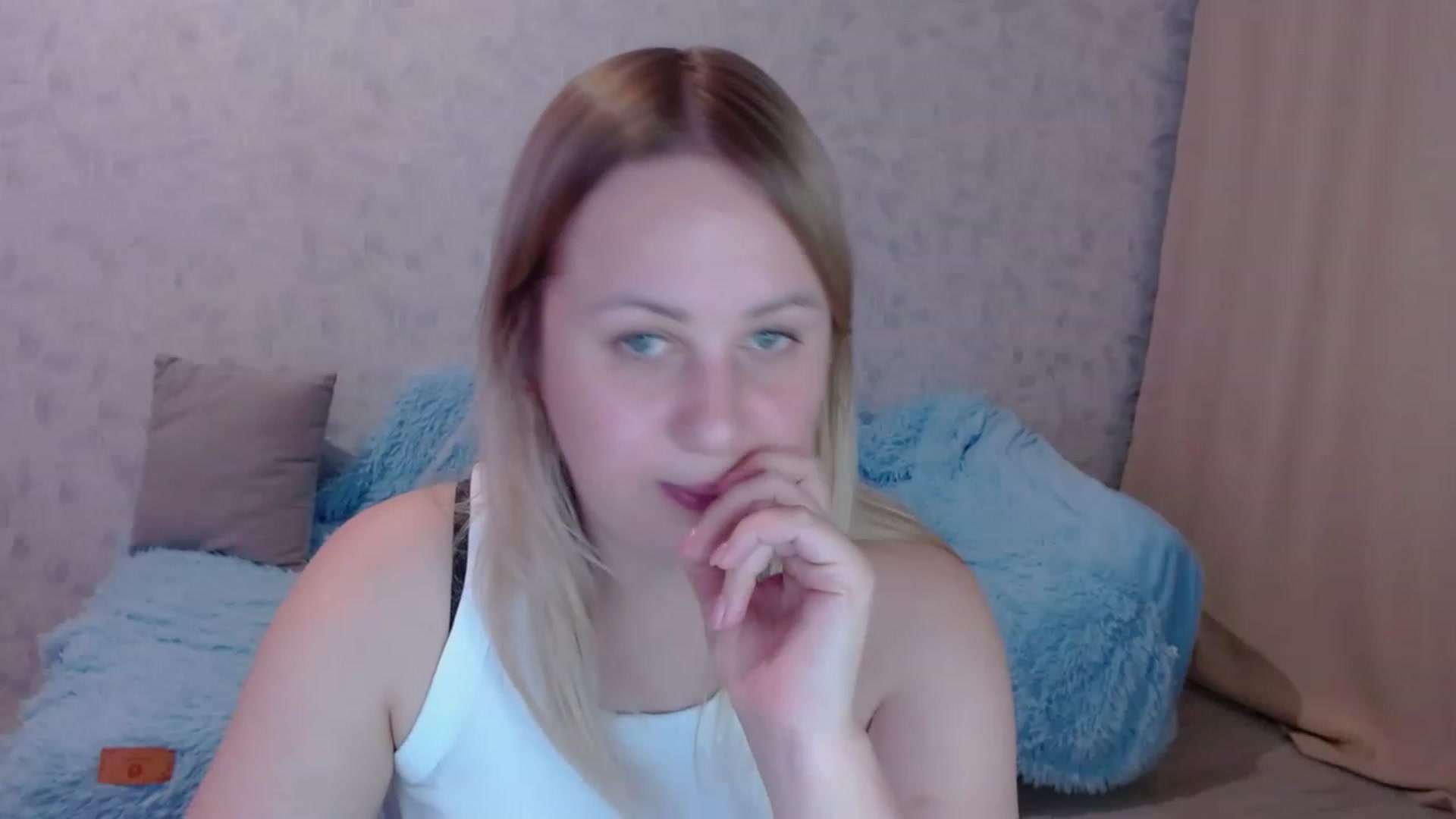 Gallery image thumbnail from Sad_eyes00's myfreecams stream on, 06/08/2023, 15:15 image 16 of 20
