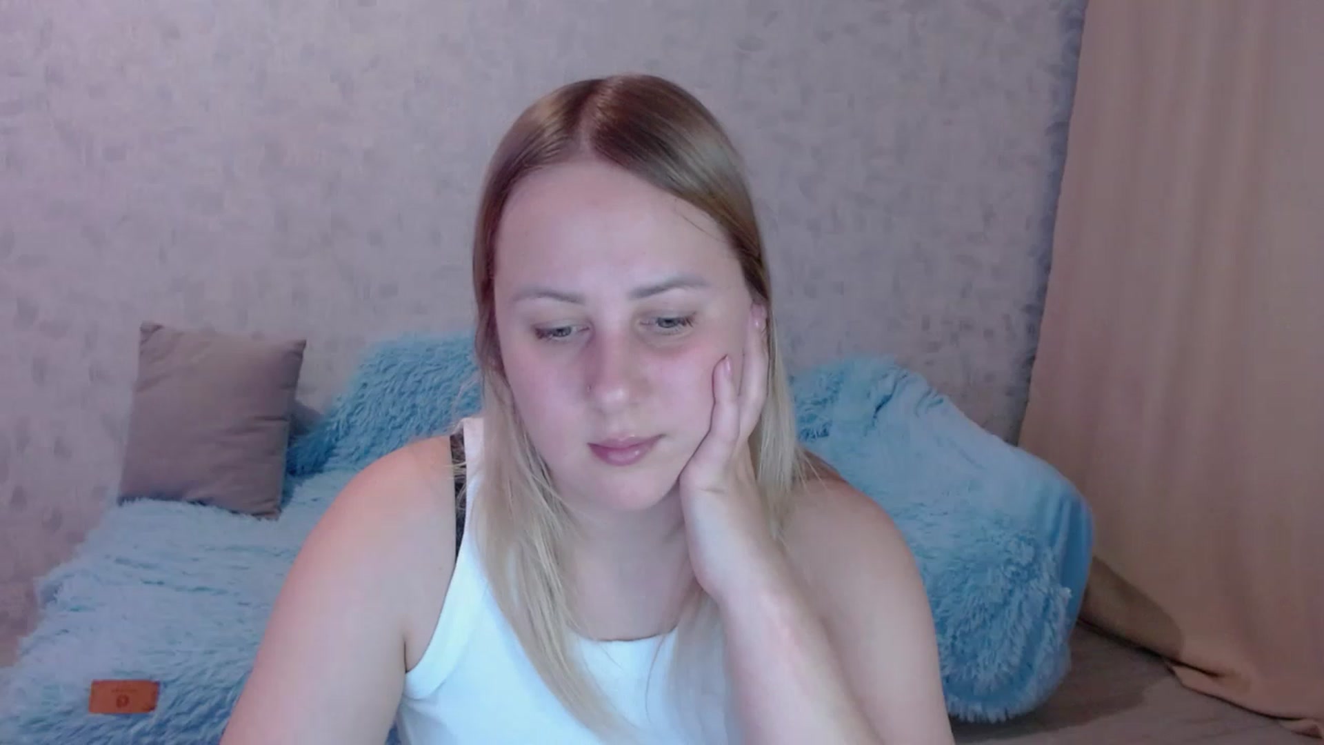 Gallery image thumbnail from Sad_eyes00's myfreecams stream on, 06/08/2023, 15:15 image 15 of 20