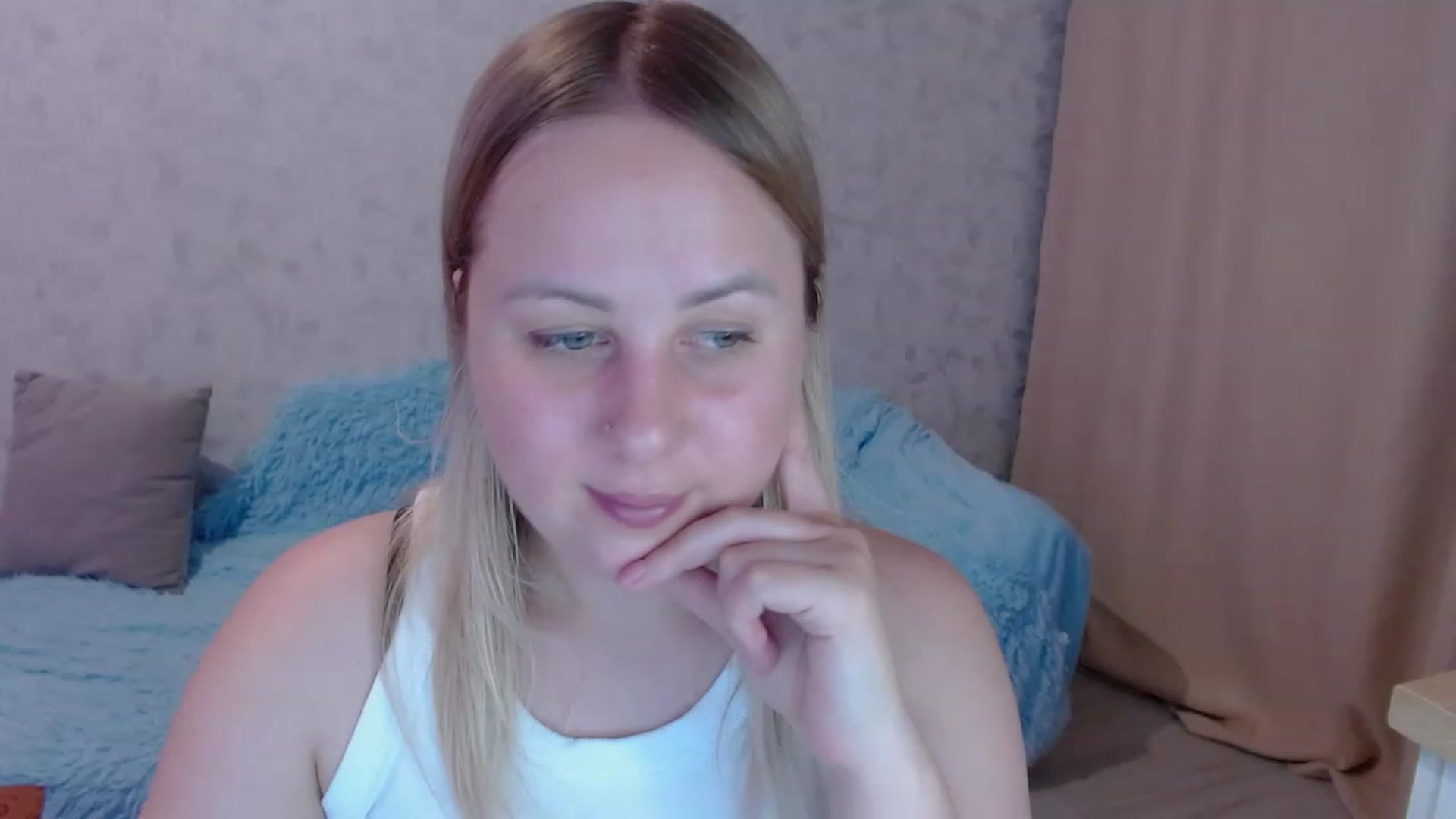 Gallery image thumbnail from Sad_eyes00's myfreecams stream on, 06/08/2023, 15:41 image 13 of 20