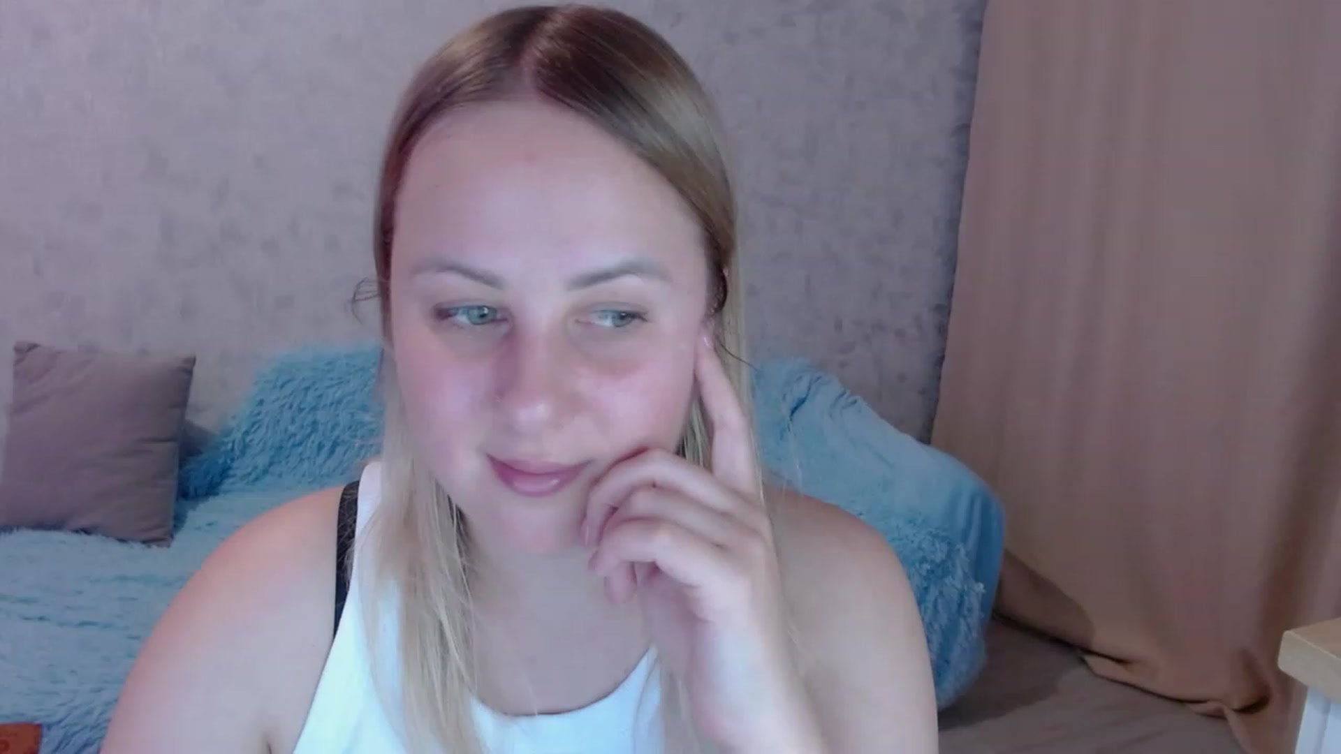 Gallery image thumbnail from Sad_eyes00's myfreecams stream on, 06/08/2023, 15:41 image 6 of 20