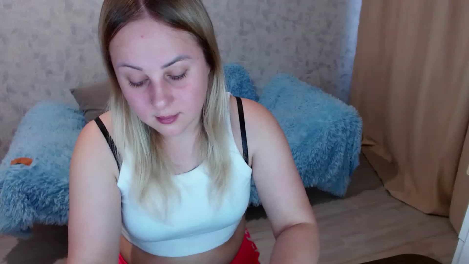 Gallery image thumbnail from Sad_eyes00's myfreecams stream on, 06/14/2023, 13:45 image 11 of 20