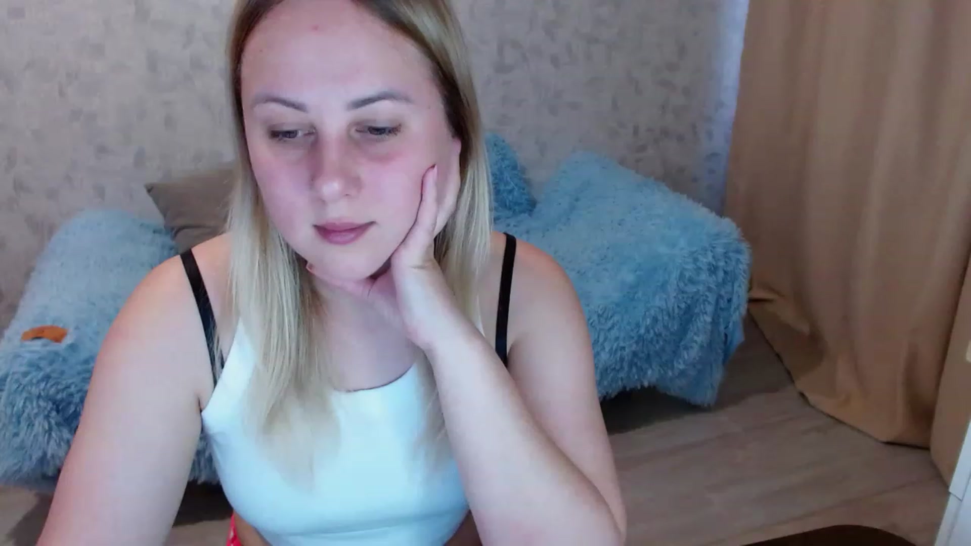 Gallery image thumbnail from Sad_eyes00's myfreecams stream on, 06/14/2023, 13:45 image 18 of 20