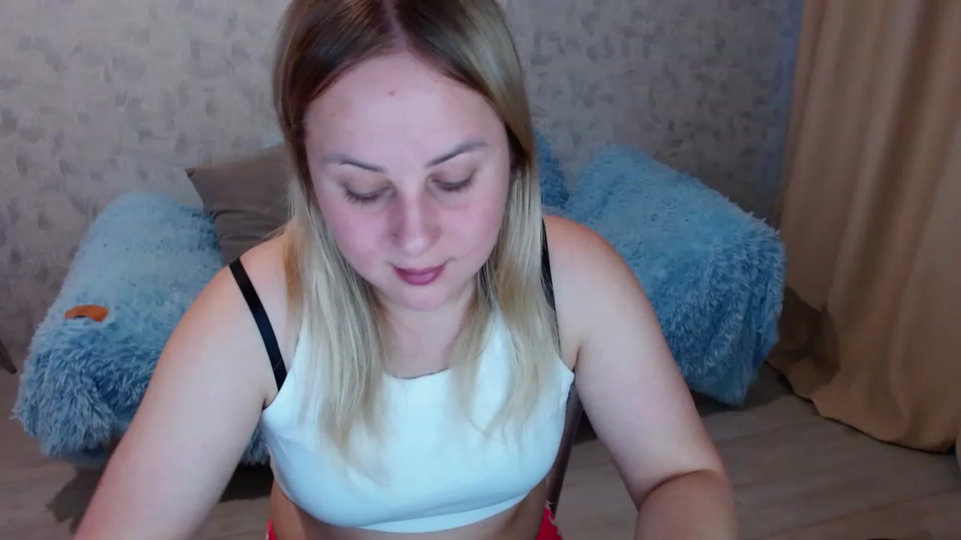 Gallery image thumbnail from Sad_eyes00's myfreecams stream on, 06/14/2023, 15:08 image 6 of 20