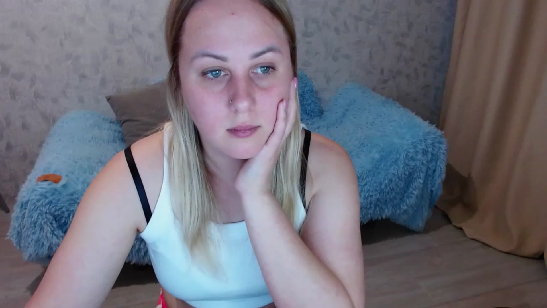 Gallery image thumbnail from Sad_eyes00's myfreecams stream on, 06/14/2023, 15:08 image 17 of 20