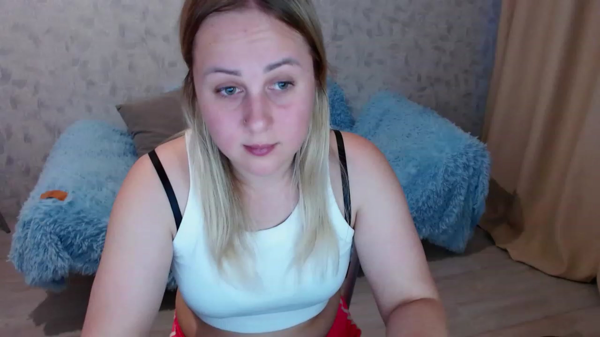 Gallery image thumbnail from Sad_eyes00's myfreecams stream on, 06/14/2023, 15:08 image 13 of 20