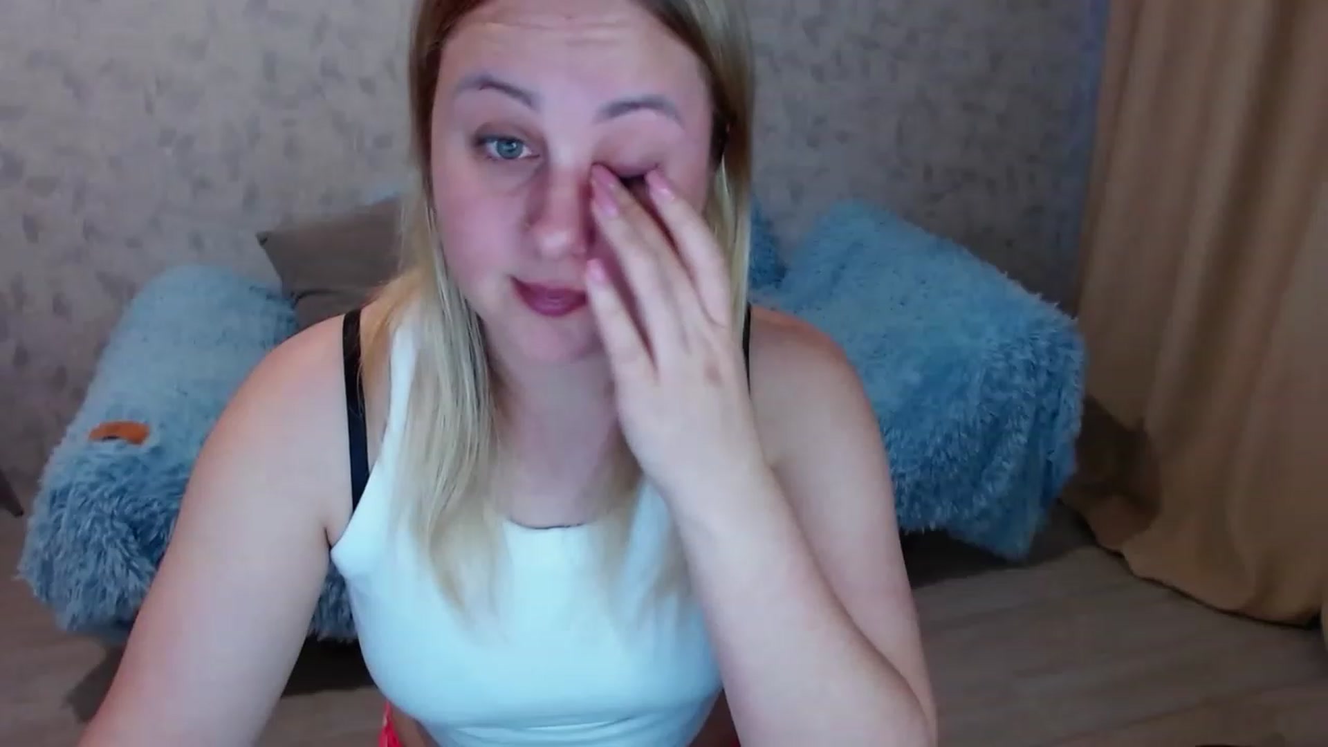 Gallery image thumbnail from Sad_eyes00's myfreecams stream on, 06/14/2023, 15:08 image 7 of 20