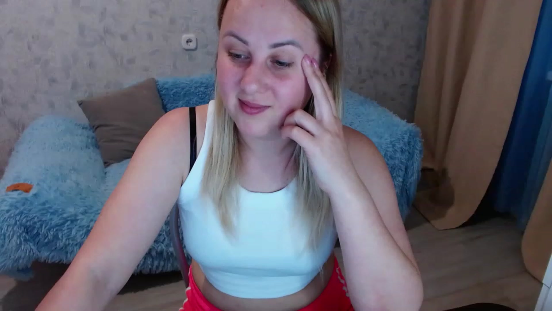 Gallery image thumbnail from Sad_eyes00's myfreecams stream on, 06/14/2023, 16:05 image 4 of 20