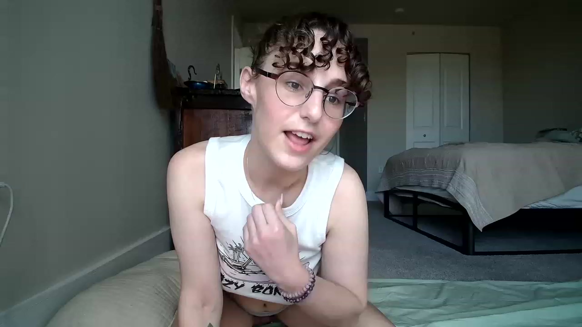 Gallery image thumbnail from Sadbaffoon's myfreecams stream on, 11/24/2022, 18:42 image 8 of 20