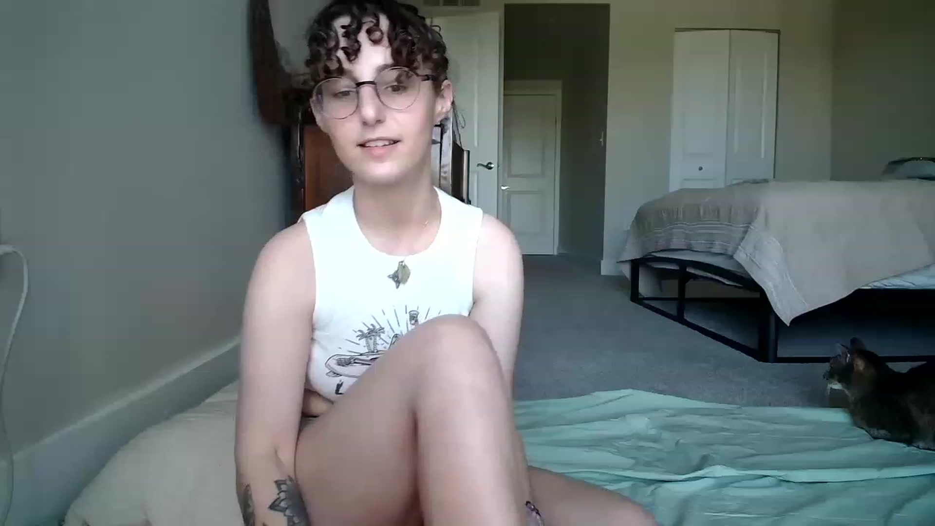 Gallery image thumbnail from Sadbaffoon's myfreecams stream on, 11/24/2022, 19:12 image 19 of 20