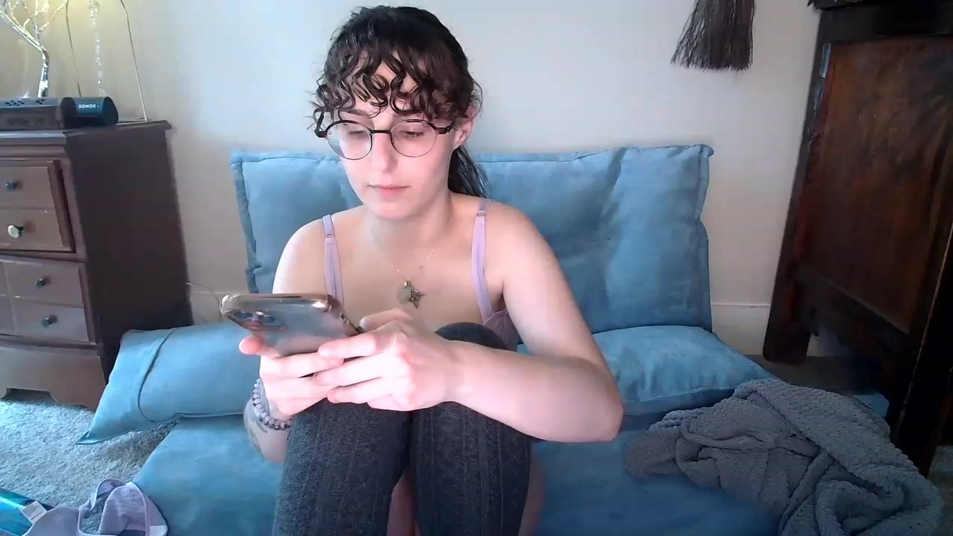 Gallery image thumbnail from Sadbaffoon's myfreecams stream on, 01/22/2023, 21:04 image 5 of 20