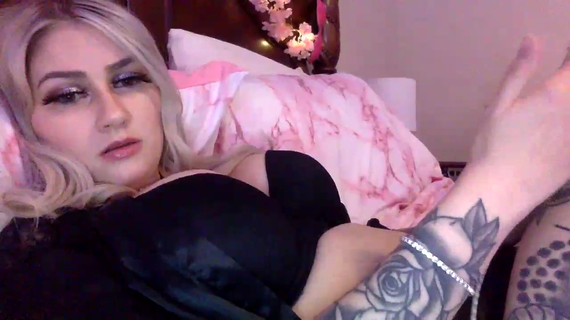 Gallery image thumbnail from Sadie799's myfreecams stream on, 04/24/2024, 10:09 image 9 of 20
