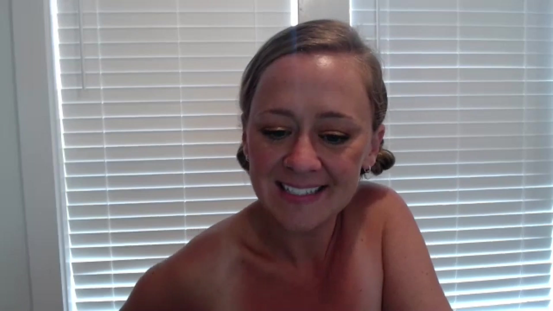 Gallery image thumbnail from SadieHawkins1's myfreecams stream on, 09/09/2024, 15:03 image 17 of 20