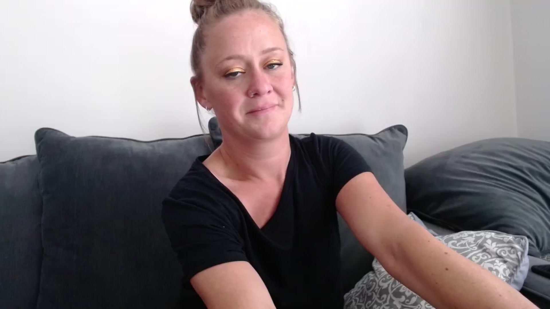Gallery image thumbnail from SadieHawkins1's myfreecams stream on, 09/16/2024, 17:23 image 2 of 20