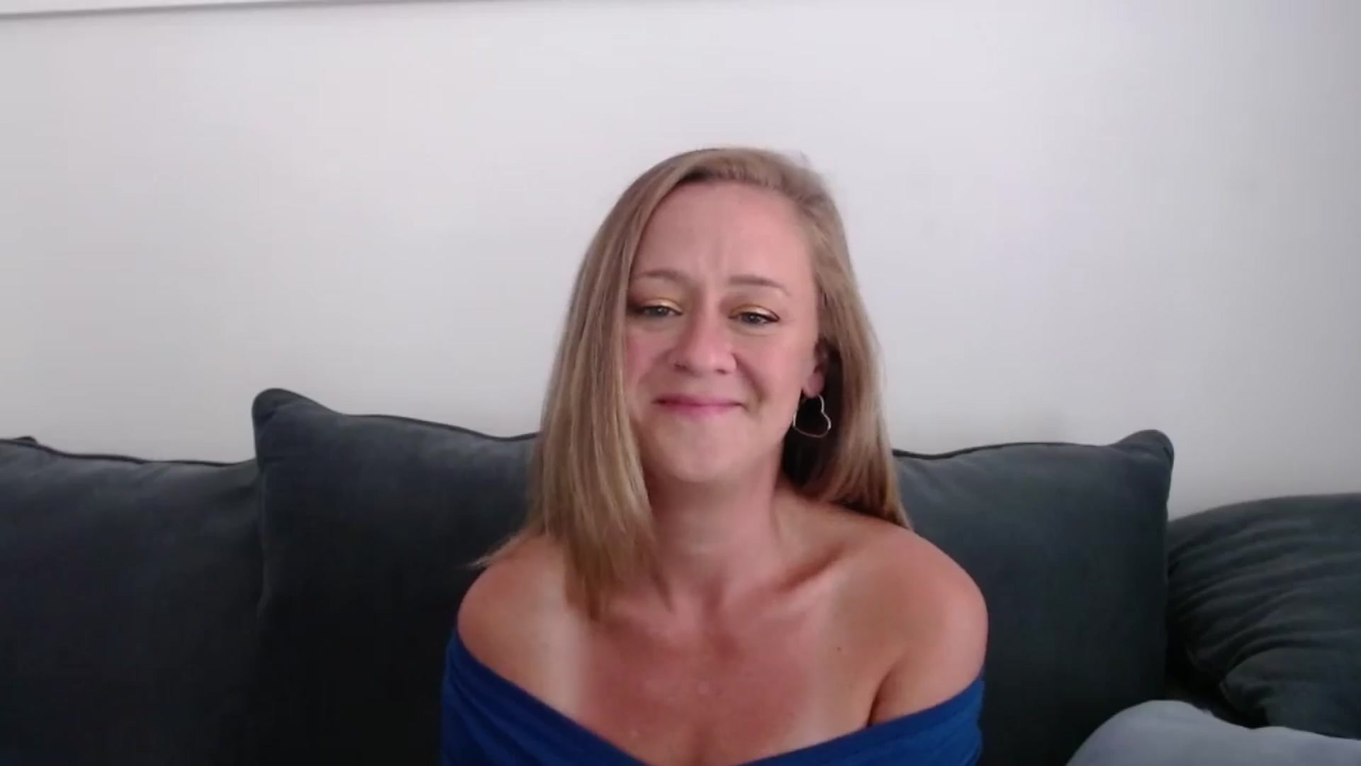 Gallery image thumbnail from SadieHawkins1's myfreecams stream on, 09/17/2024, 19:29 image 5 of 20