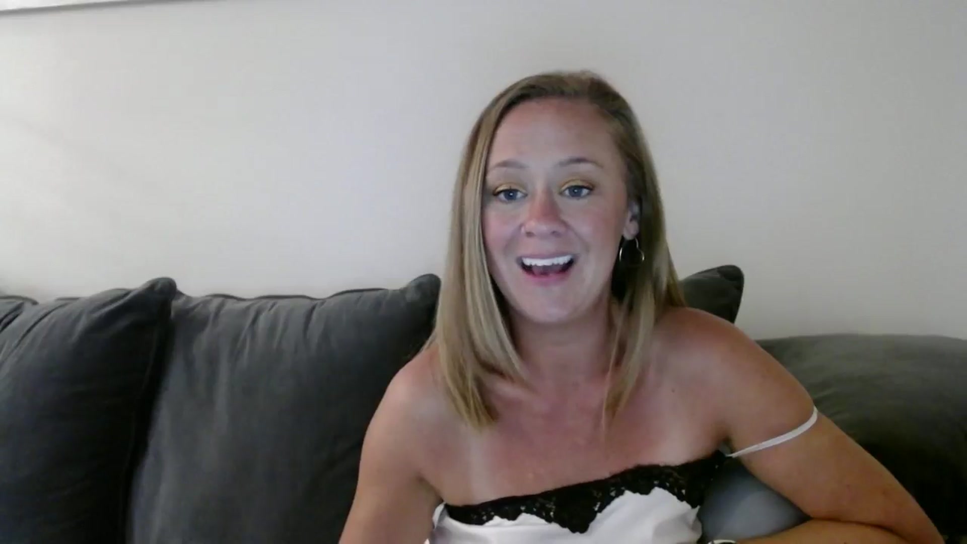 Gallery image thumbnail from SadieHawkins1's myfreecams stream on, 09/19/2024, 02:42 image 8 of 20