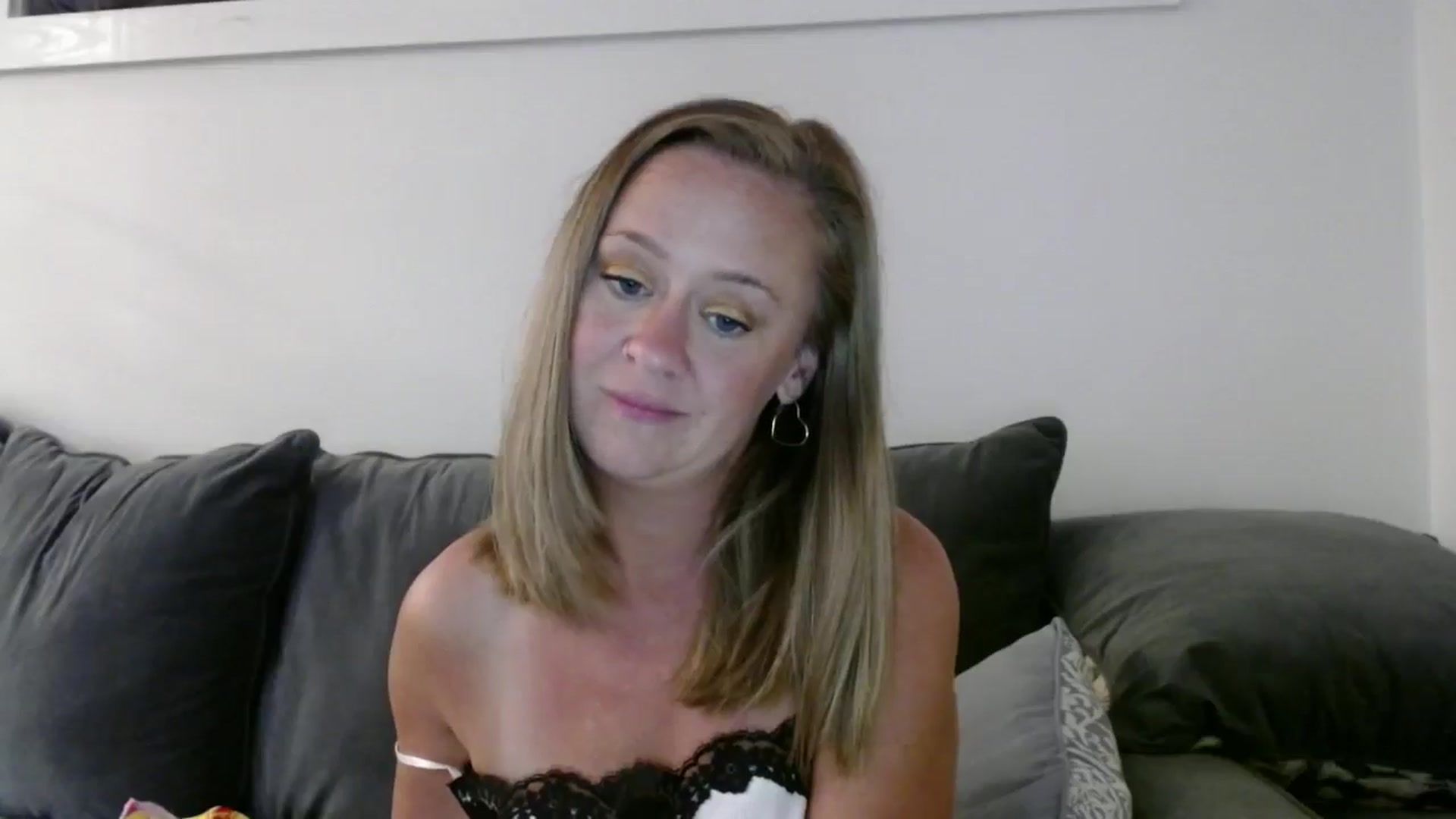 Gallery image thumbnail from SadieHawkins1's myfreecams stream on, 09/19/2024, 02:42 image 3 of 20
