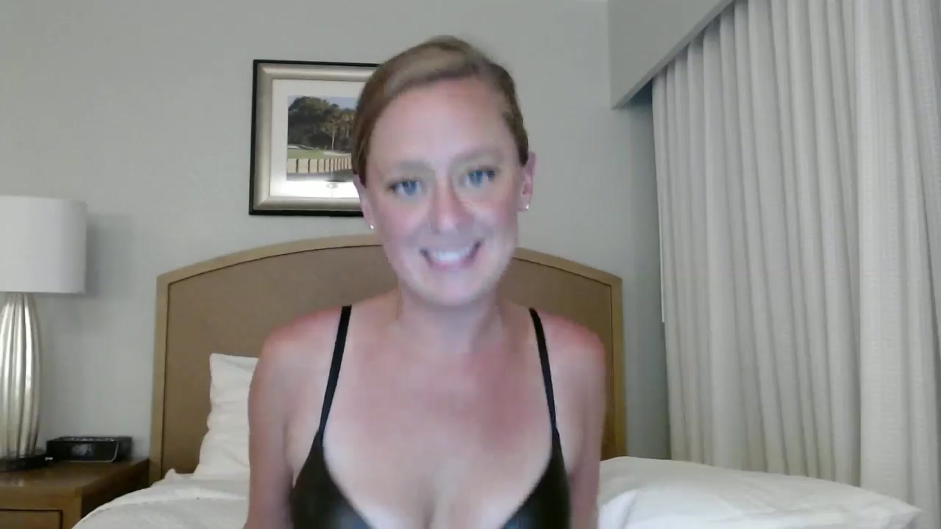 Gallery image thumbnail from SadieHawkins1's myfreecams stream on, 09/26/2024, 18:57 image 16 of 20