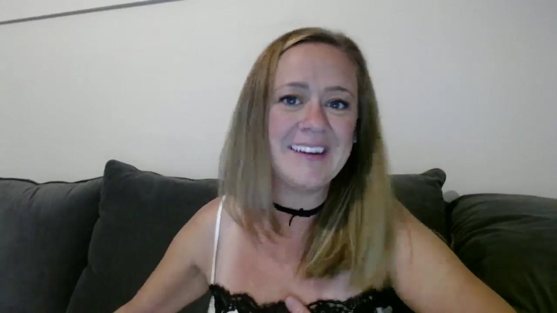 Gallery image thumbnail from SadieHawkins1's myfreecams stream on, 09/30/2024, 01:02 image 6 of 20