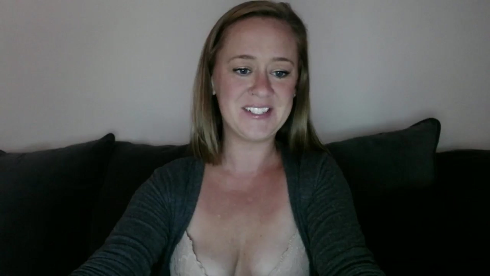 Gallery image thumbnail from SadieHawkins1's myfreecams stream on, 10/13/2024, 23:02 image 16 of 20
