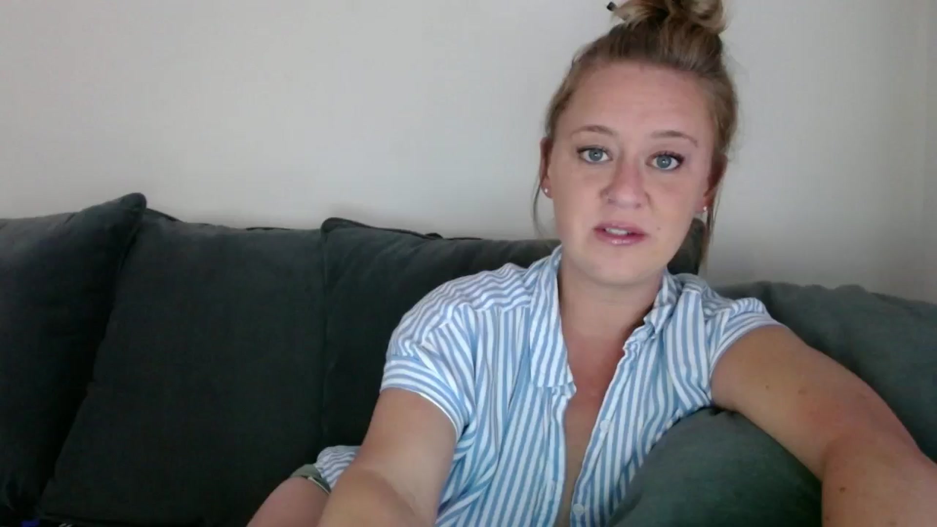 Gallery image thumbnail from SadieHawkins1's myfreecams stream on, 10/18/2024, 22:19 image 6 of 20